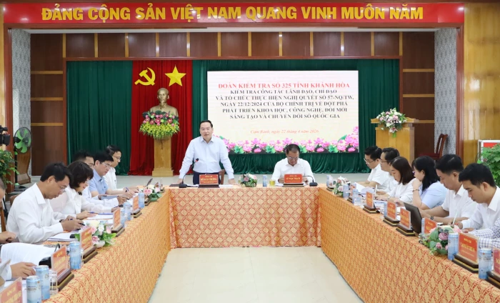 Nâng cao năng lực lãnh đạo, khơi dậy khát vọng cống hiến