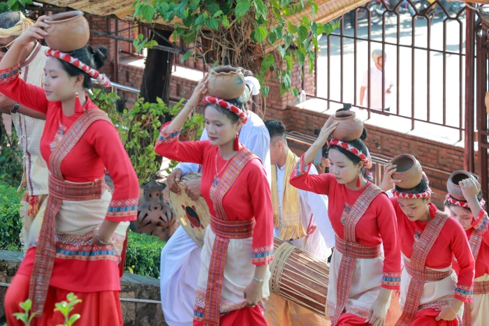 Lễ hội Tháp Bà Pô Nagar: Độc đáo lễ rước nước 