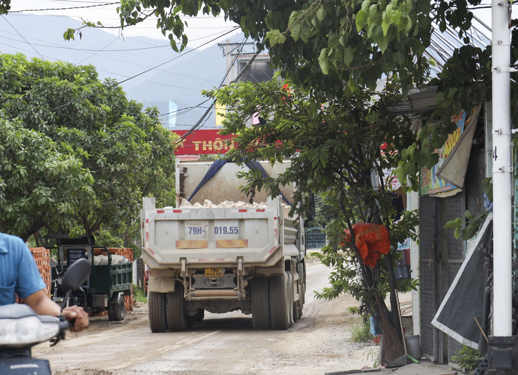 Kiểm soát tải trọng xe trên các tuyến quốc lộ qua địa bàn tỉnh Khánh Hòa