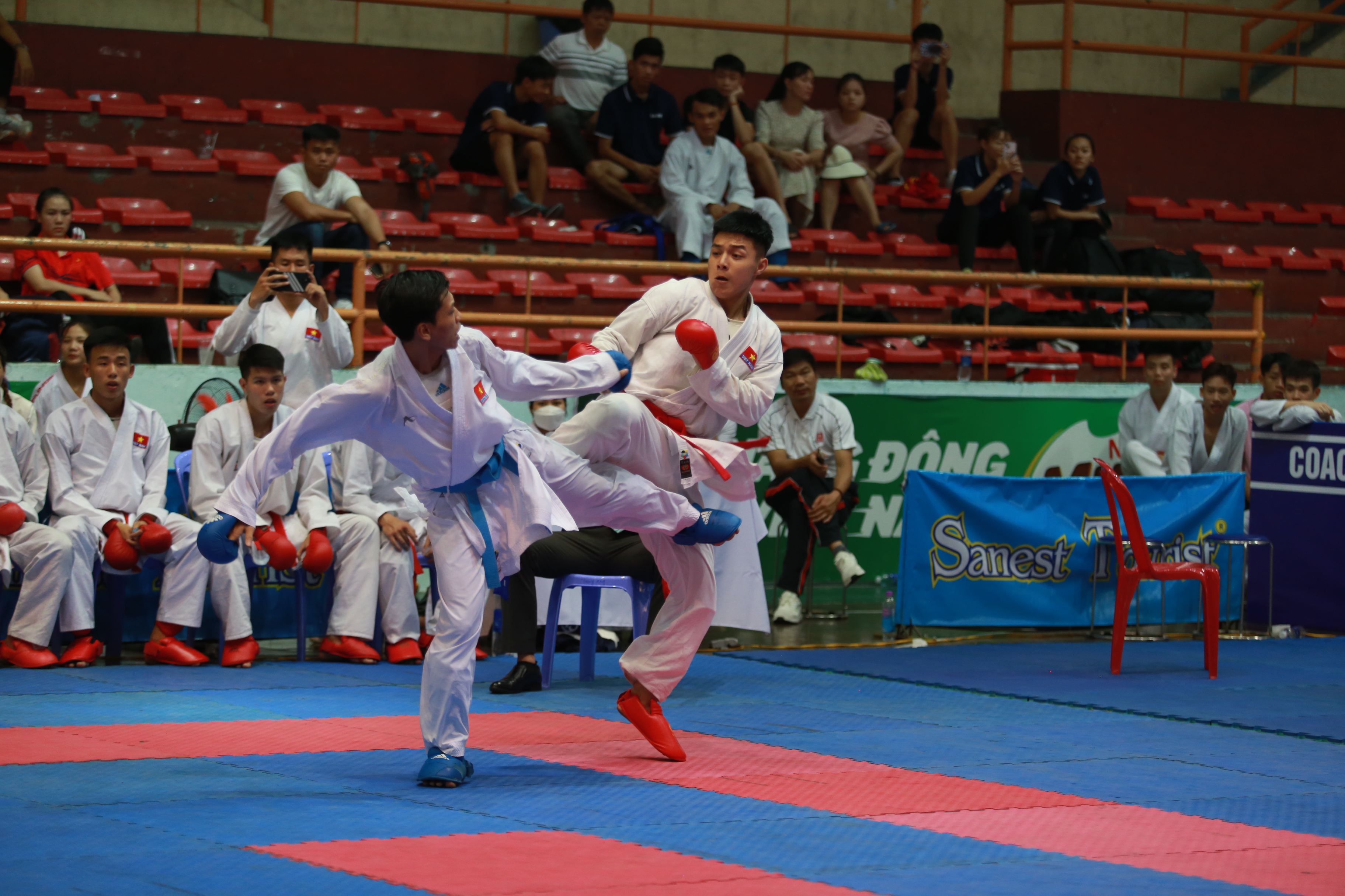 Động lực phát triển karate Khánh Hòa