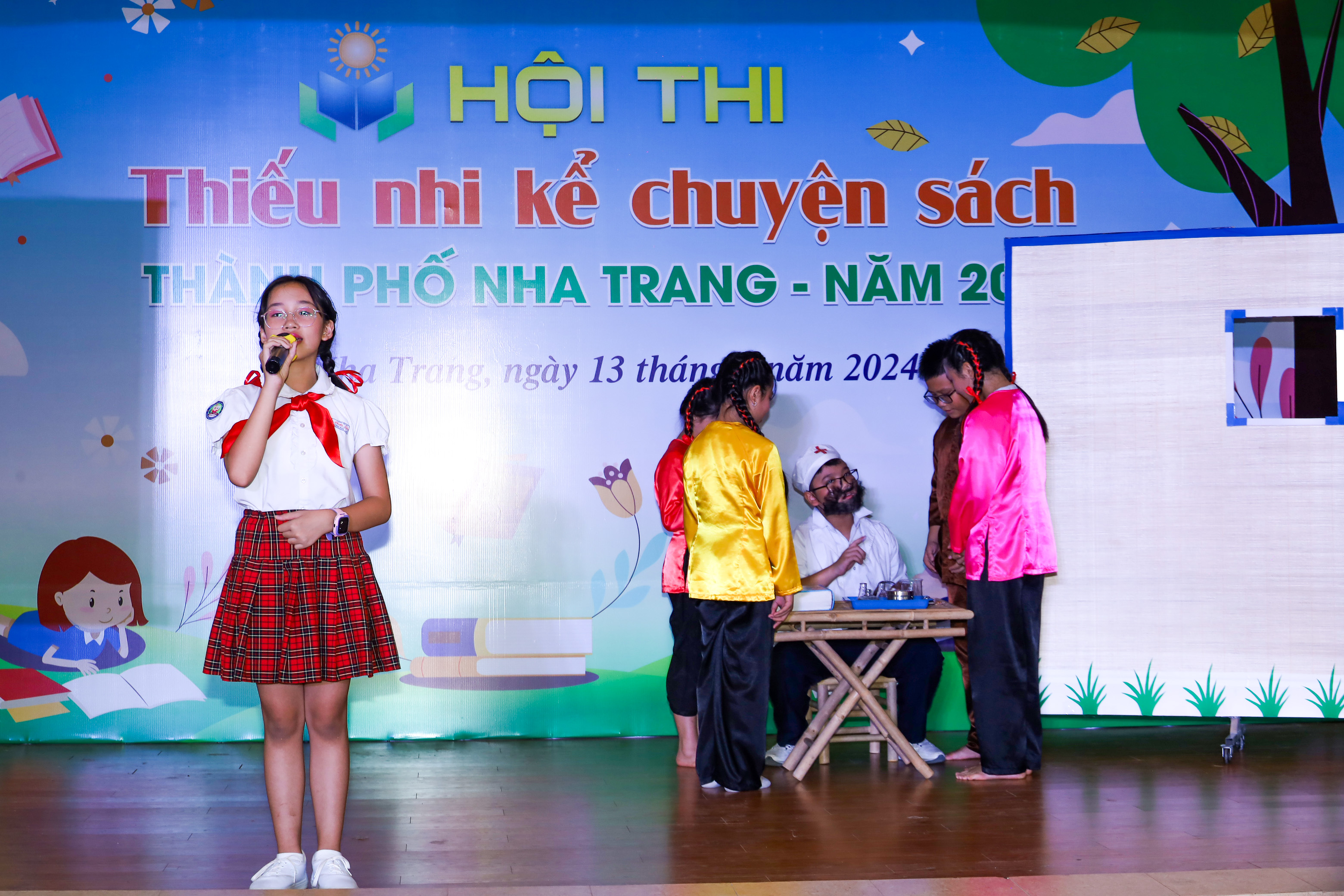 Yêu quê hương qua từng câu chuyện kể