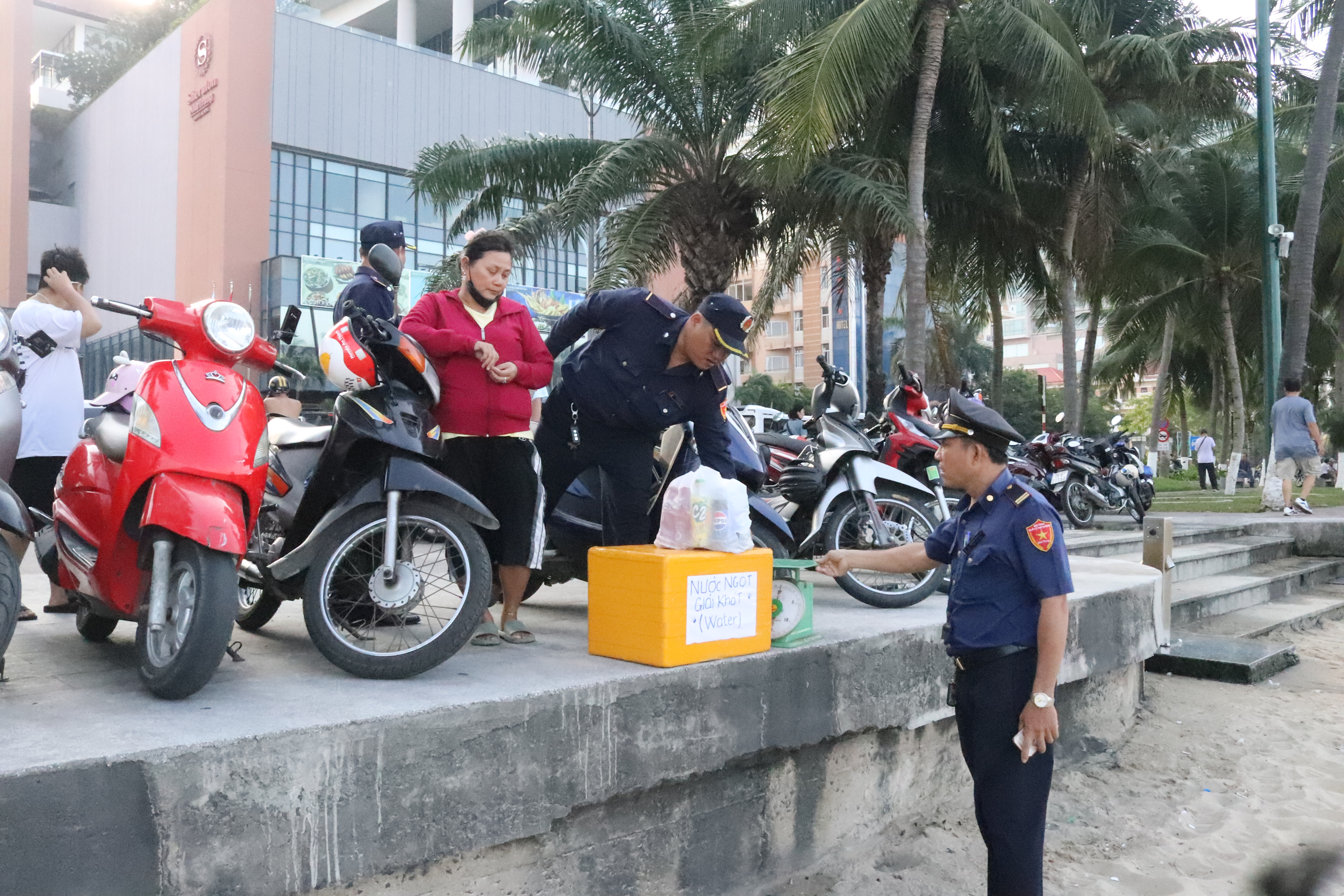 Nha Trang: Tăng cường quản lý trật tự đô thị tuyến biển