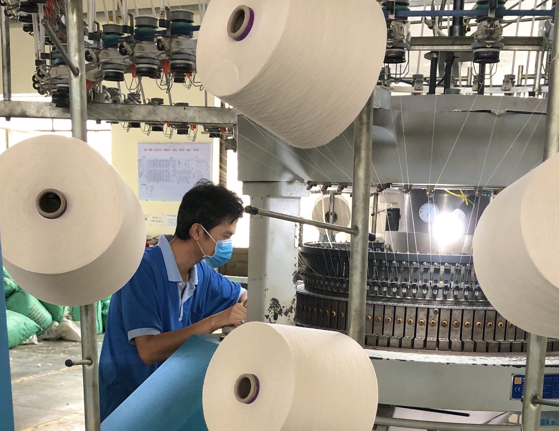 Doanh nghiệp dệt may gặp khó