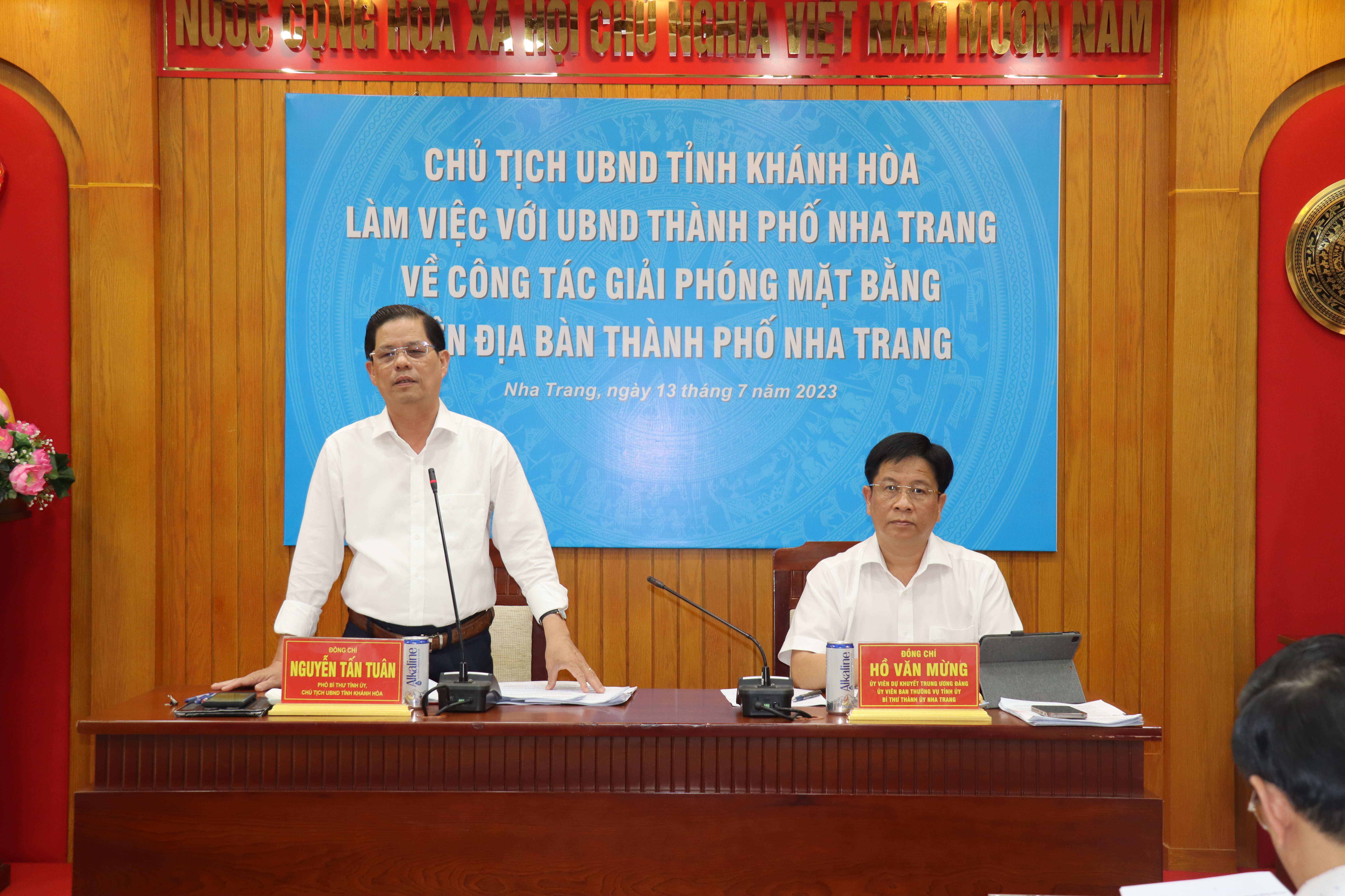 Ông Nguyễn Tấn Tuân - Phó Bí thư Tỉnh ủy, Chủ tịch UBND tỉnh:: Yêu cầu TP. Nha Trang đẩy nhanh tiến độ giải phóng mặt bằng các dự án trọng điểm của tỉnh