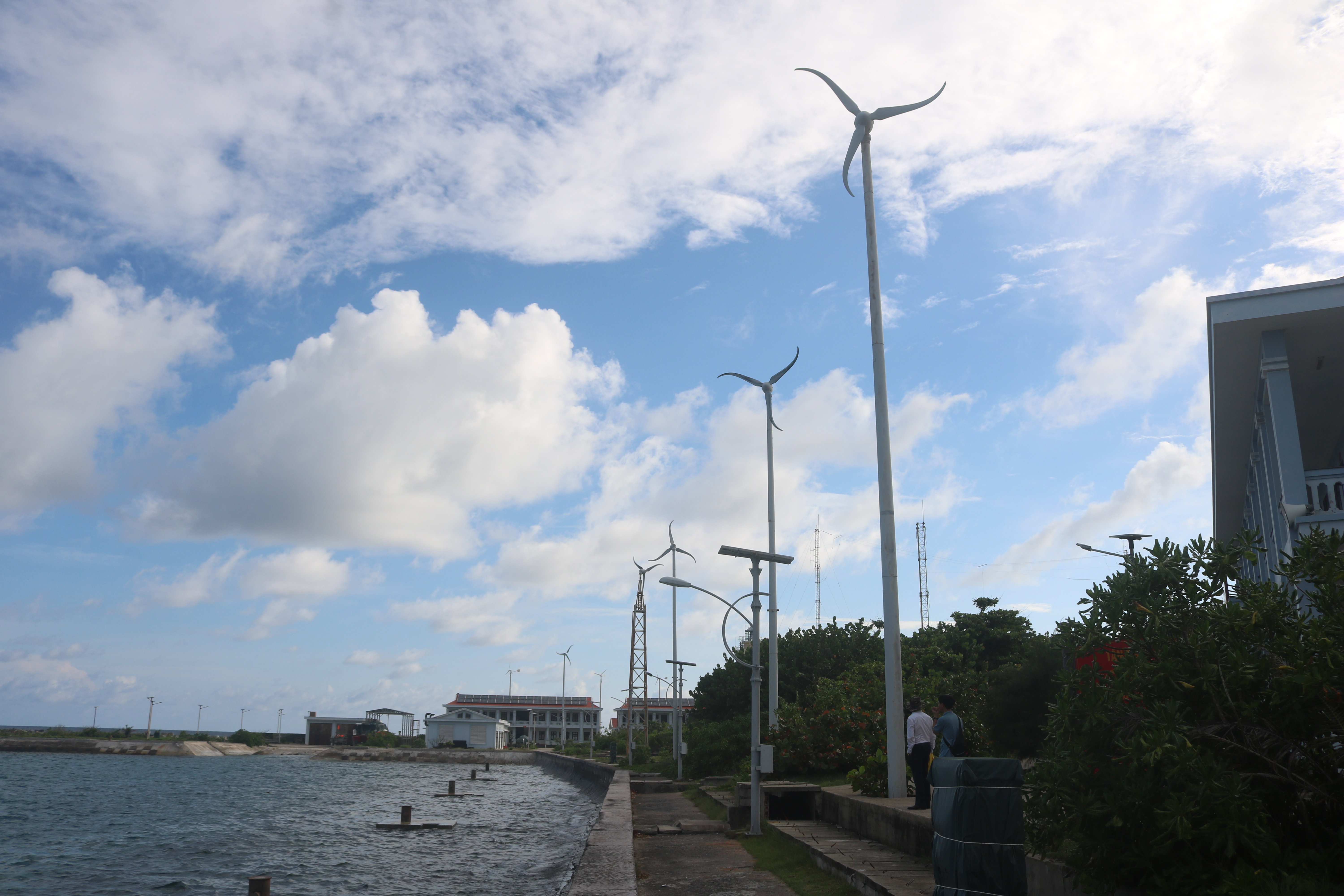 Trường Sa: Phát huy hiệu quả nguồn năng lượng tái tạo