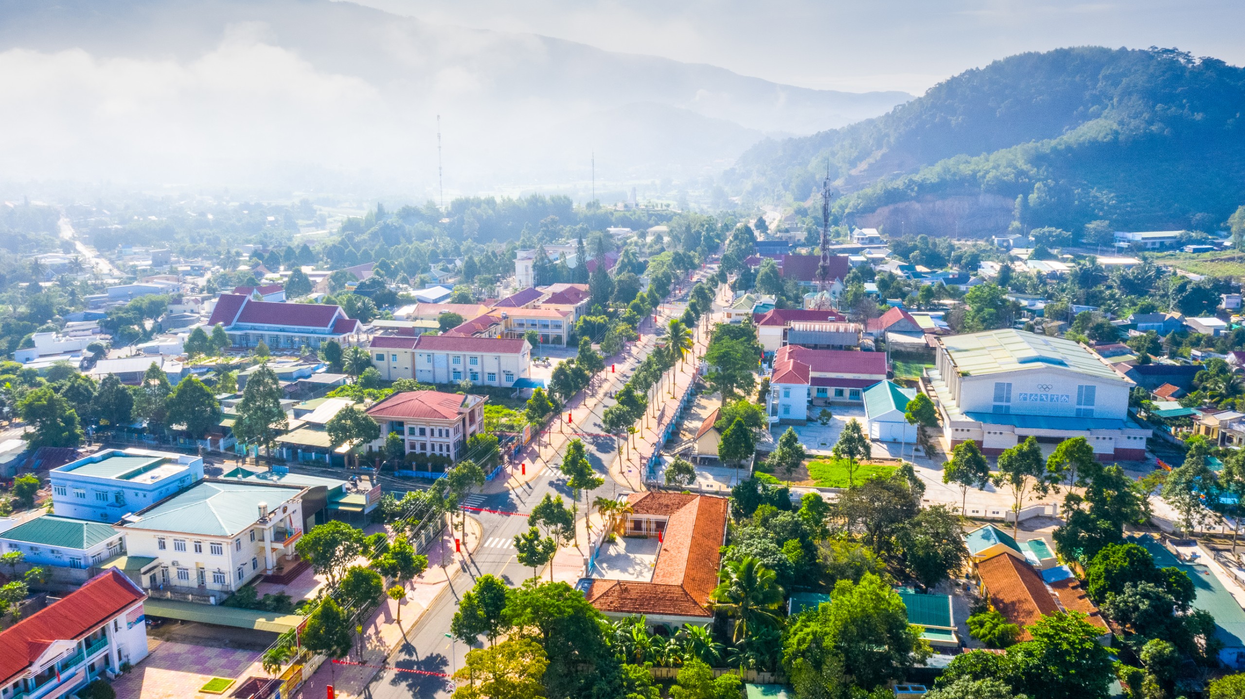 Sáng niềm tin vào Đảng: Kỳ 2: Những người con của Đảng ở buôn làng