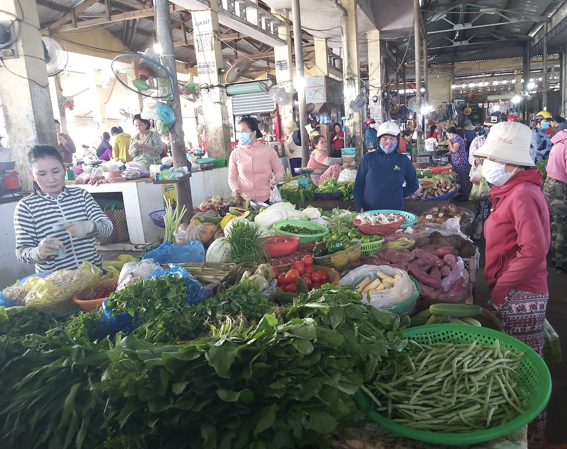 Không có hiện tượng tăng giá theo lương