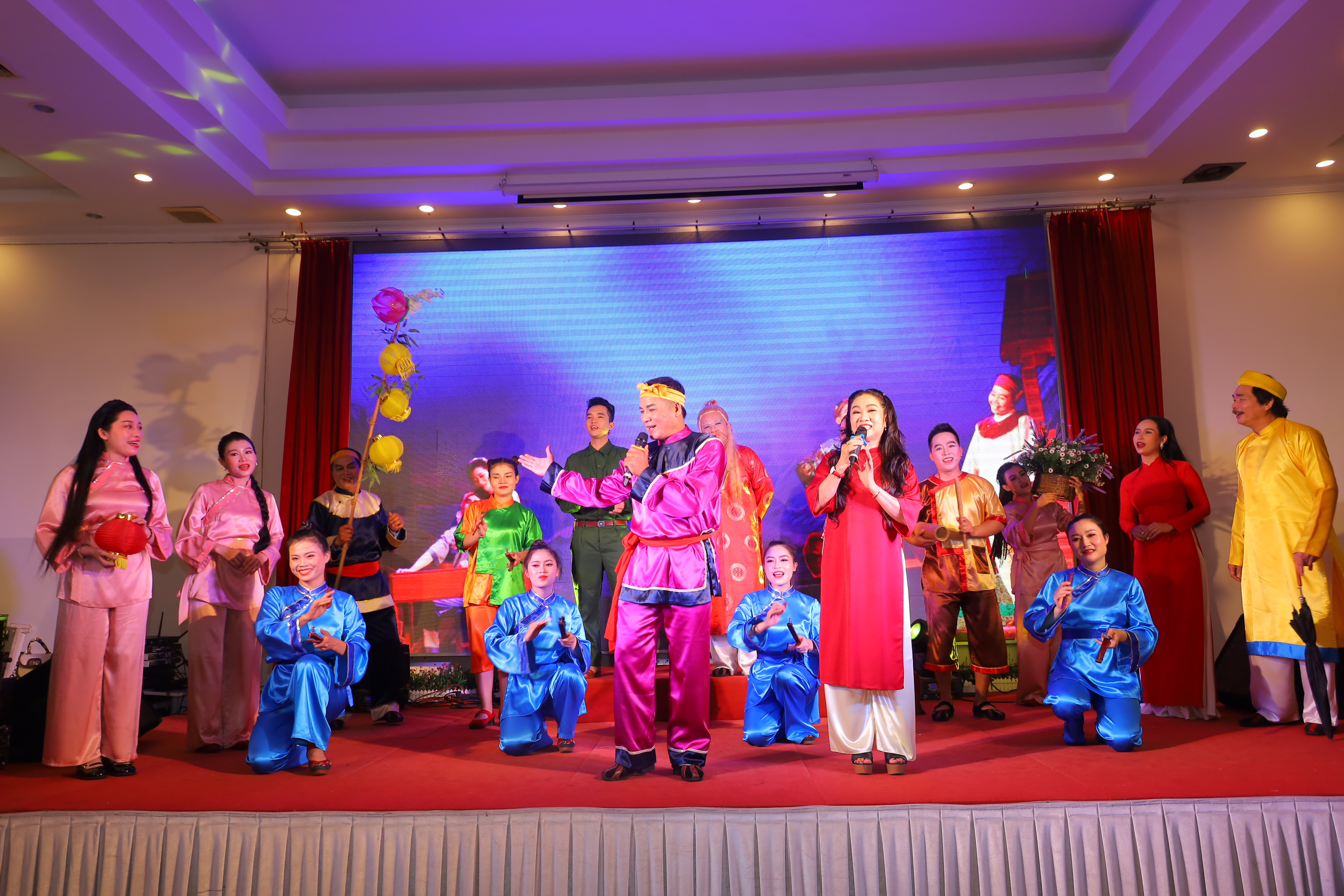 Tự hào nghệ thuật bài chòi xứ Trầm