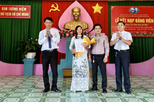 7 tháng, toàn Đảng bộ tỉnh Khánh Hòa kết nạp được 1.310 đảng viên 
