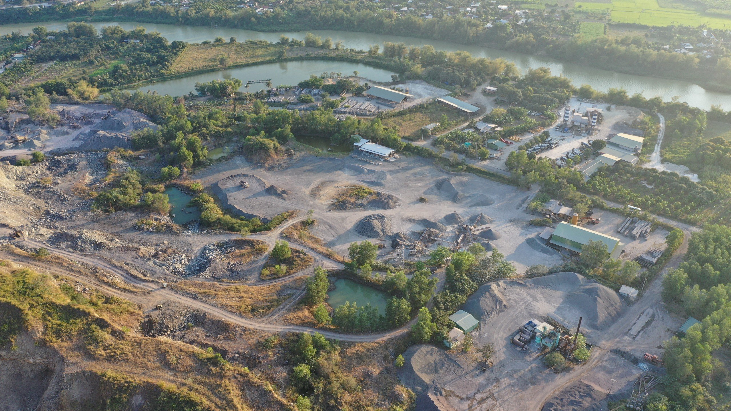 Chi cục Thuế khu vực Tây Khánh Hòa: Đẩy mạnh quản lý thuế tài nguyên