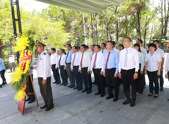Còn mãi với non sông - Bài 4: Những nghĩa trang liệt sĩ quốc gia ở mảnh đất anh hùng