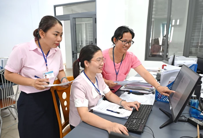 Hướng tới chuyển đổi số toàn diện