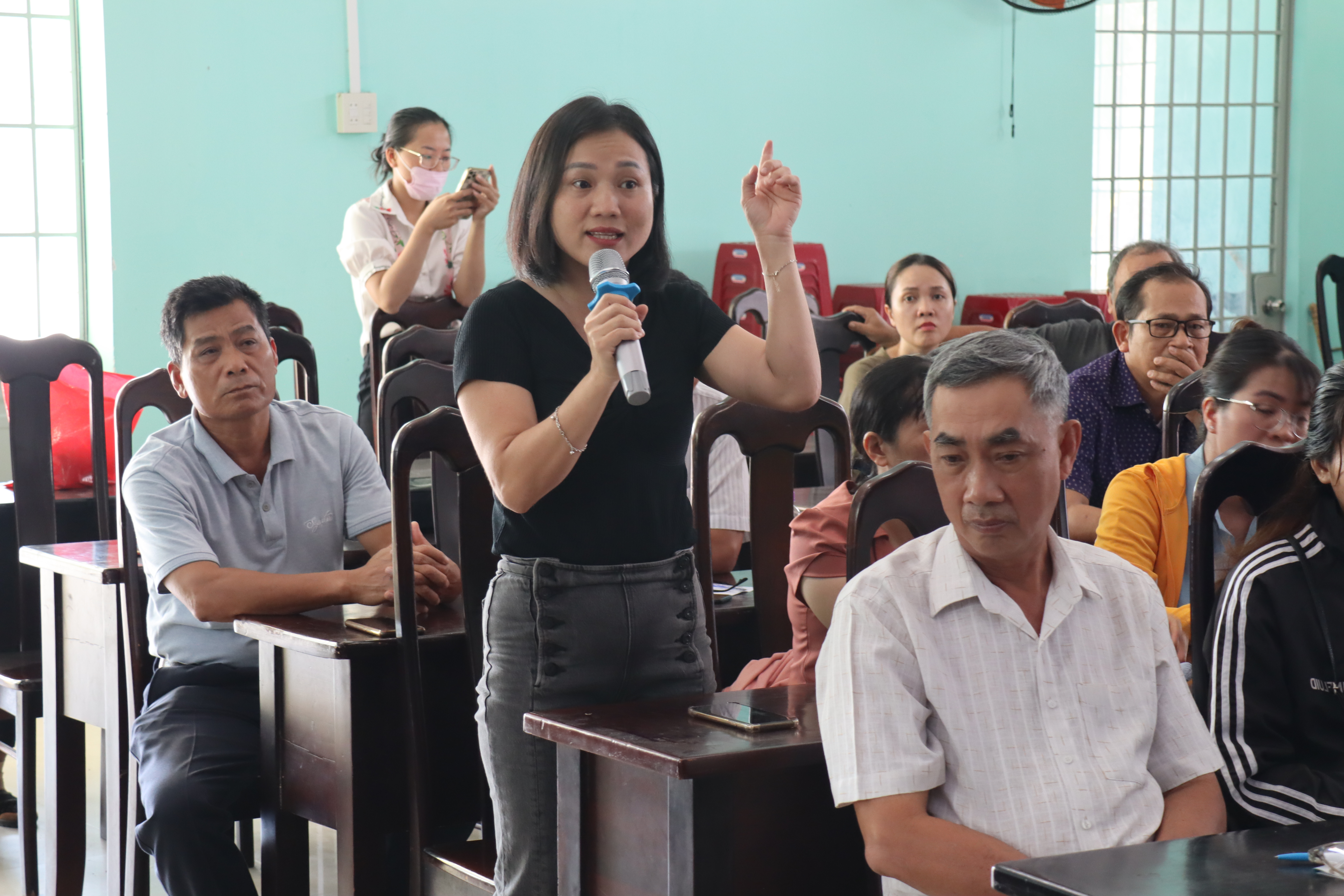 Viết tiếp bài “Nghịch lý chuyện cấp sổ đỏ”: Người dân phấn khởi vì sắp được cấp sổ