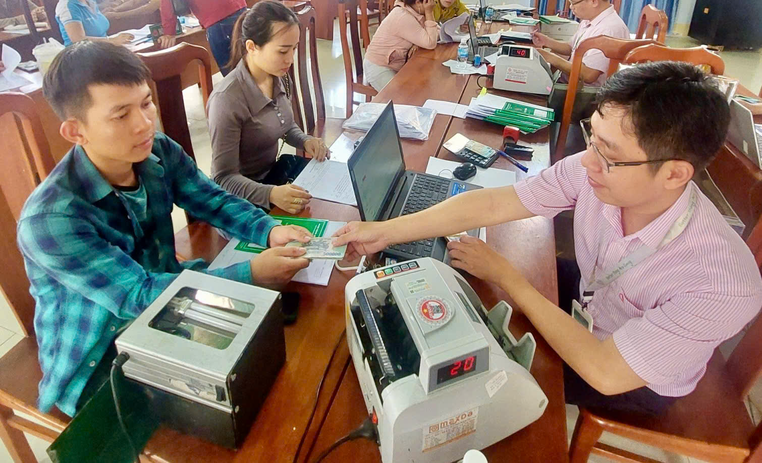 Vốn tín dụng chính sách: Tiếp sức cho học sinh, sinh viên đến trường