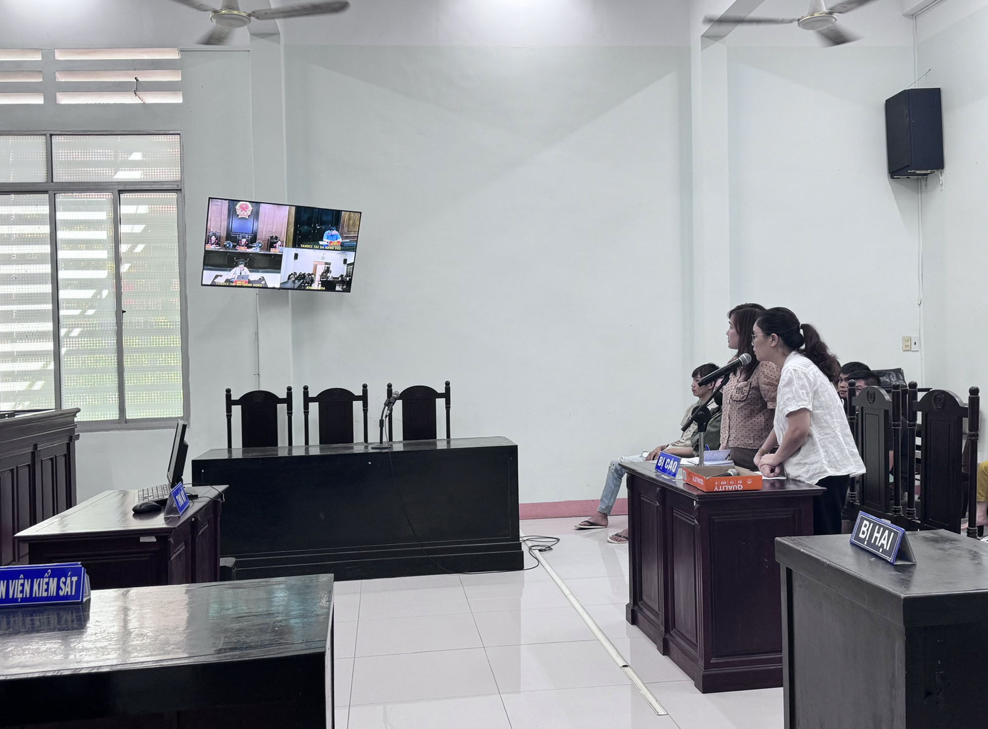 Phúc thẩm vụ vi phạm quy định về đấu thầu tại CDC Khánh Hòa: 2 bị cáo tự nguyện rút kháng cáo