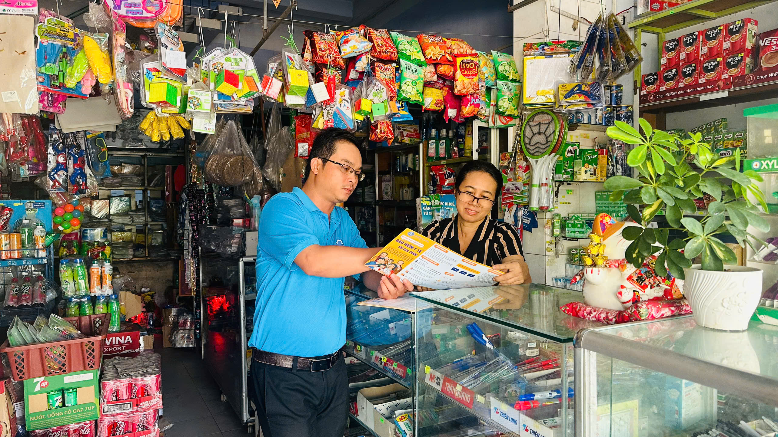 Một cán bộ nhiệt huyết với công tác bảo hiểm y tế