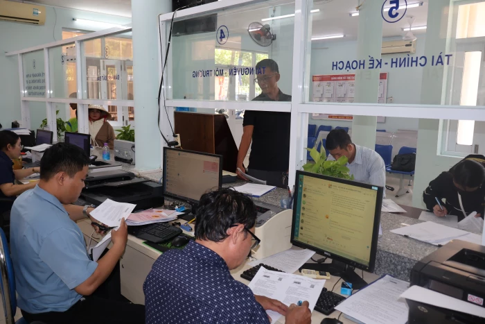 Nỗ lực giải quyết thông suốt thủ tục hành chính lĩnh vực đất đai