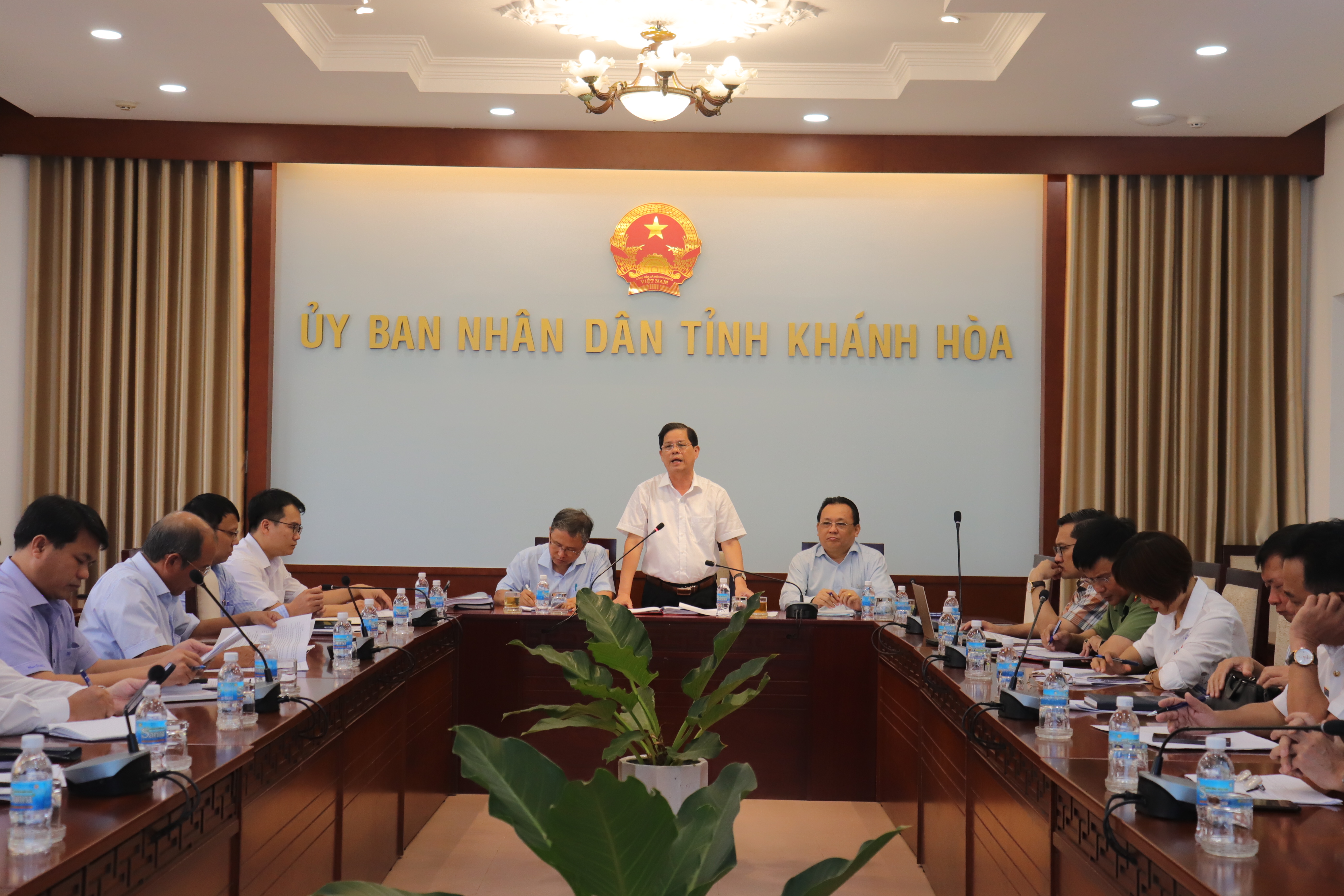 Ông Nguyễn Tấn Tuân - Phó Bí thư Tỉnh ủy, Chủ tịch UBND tỉnh: Yêu cầu phân tích, đánh giá kỹ 2 phương án thành lập quận