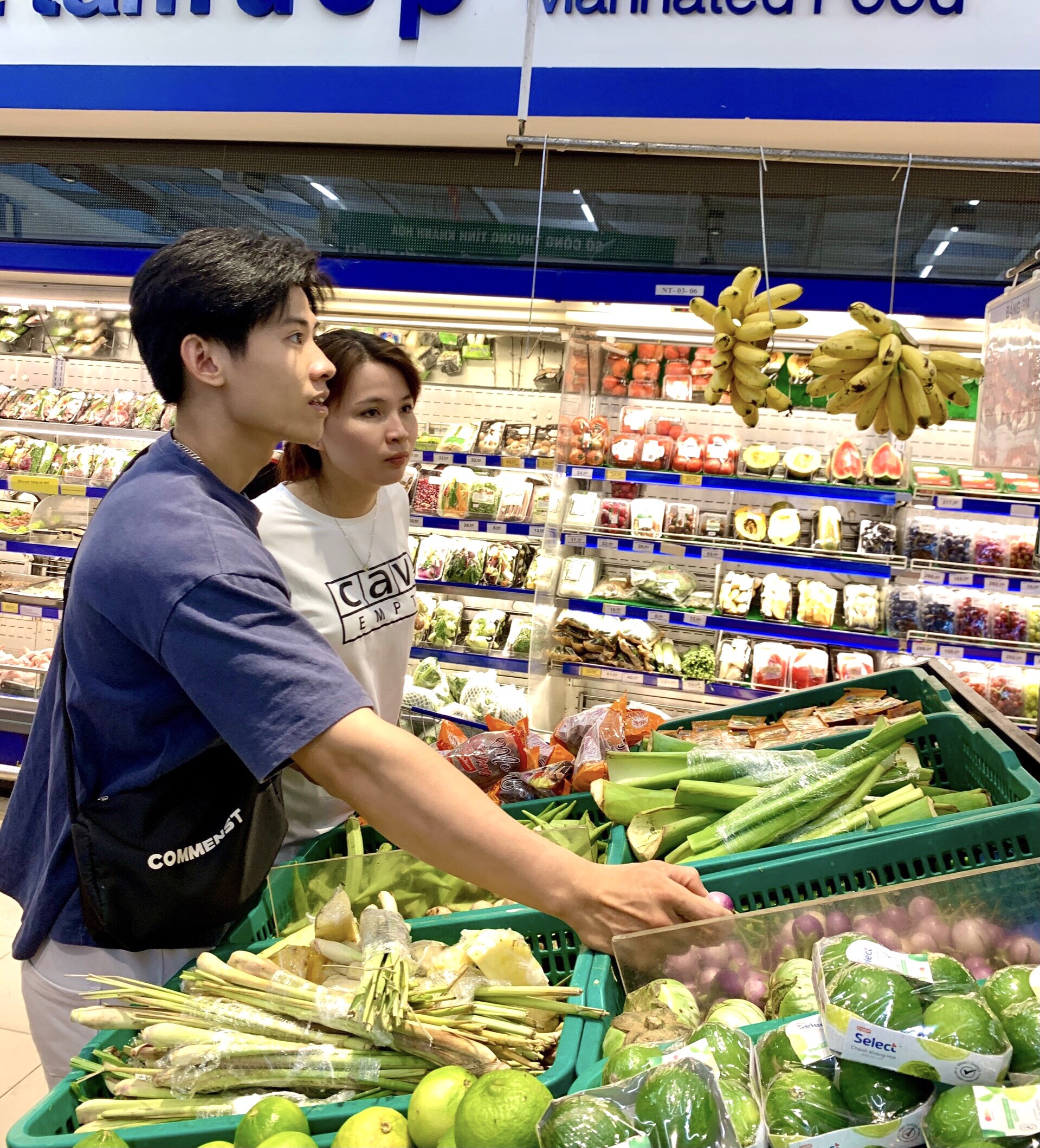 Tháng 8, tổng mức bán hàng hóa và doanh thu dịch vụ tiêu dùng đạt hơn 16.407 tỷ đồng