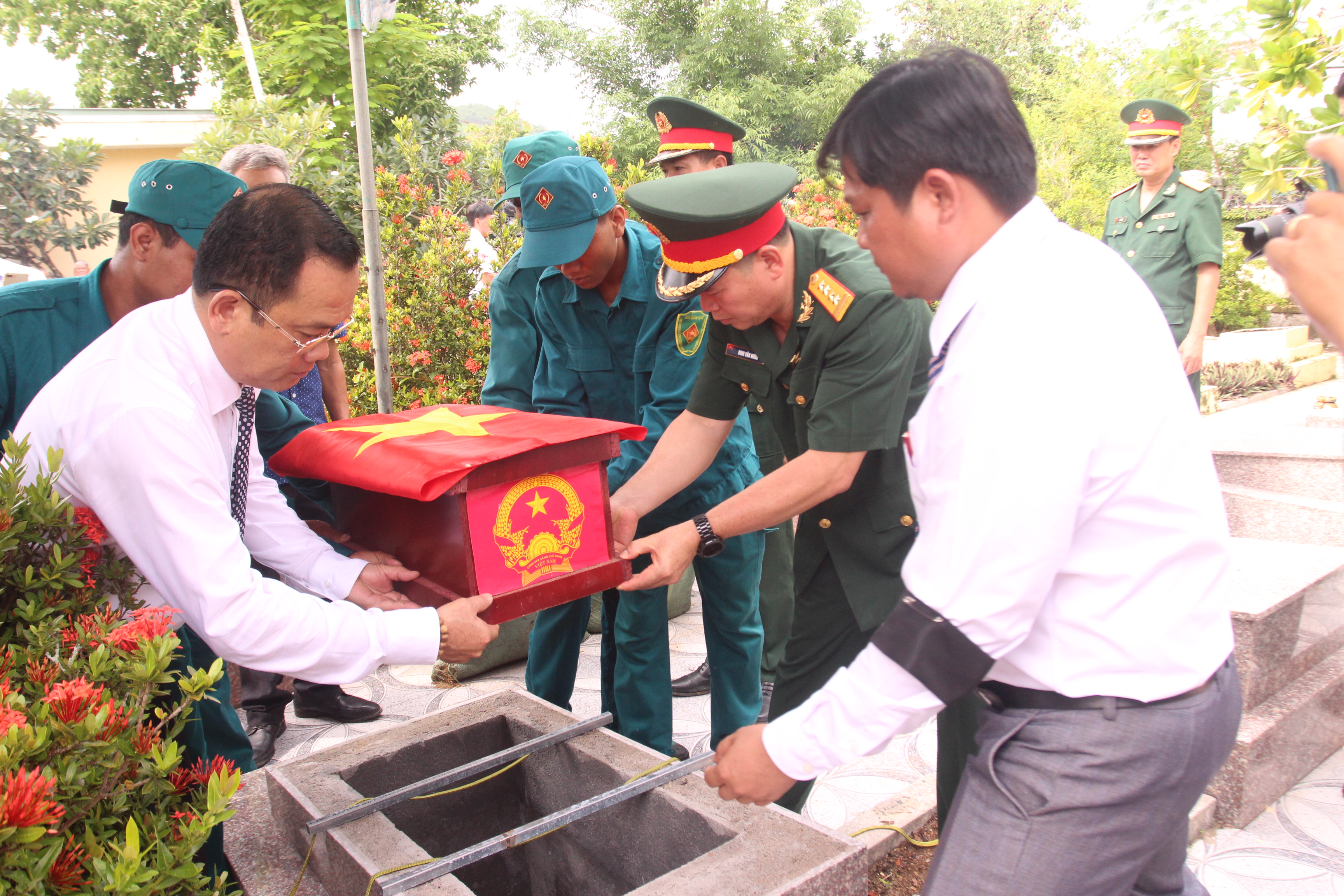 Nỗ lực tìm kiếm, quy tập hài cốt liệt sĩ