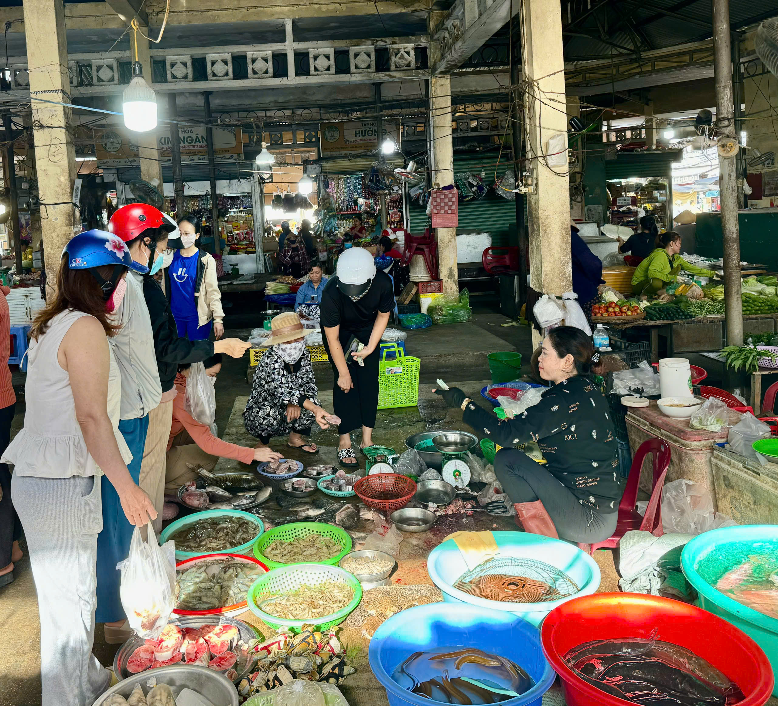 Dịp lễ 2-9: Khách tham quan, mua sắm tại các siêu thị tăng khoảng 5 - 15%