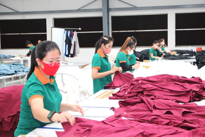 Giải pháp thu hút, giữ chân lao động của doanh nghiệp