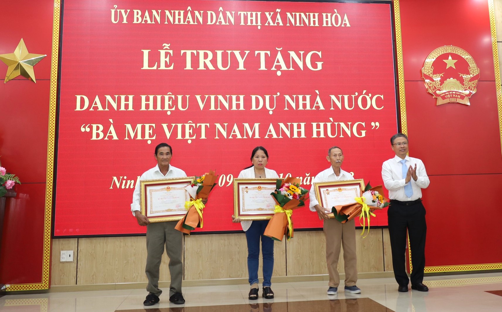Ninh Hòa: Tổ chức lễ truy tặng danh hiệu Bà mẹ Việt Nam Anh hùng cho 3 mẹ