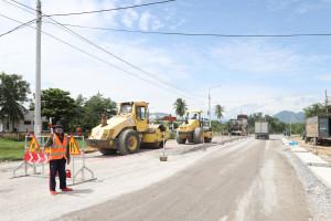 Dự án cải tạo, nâng cấp Quốc lộ 26: Đẩy nhanh tiến độ thi công