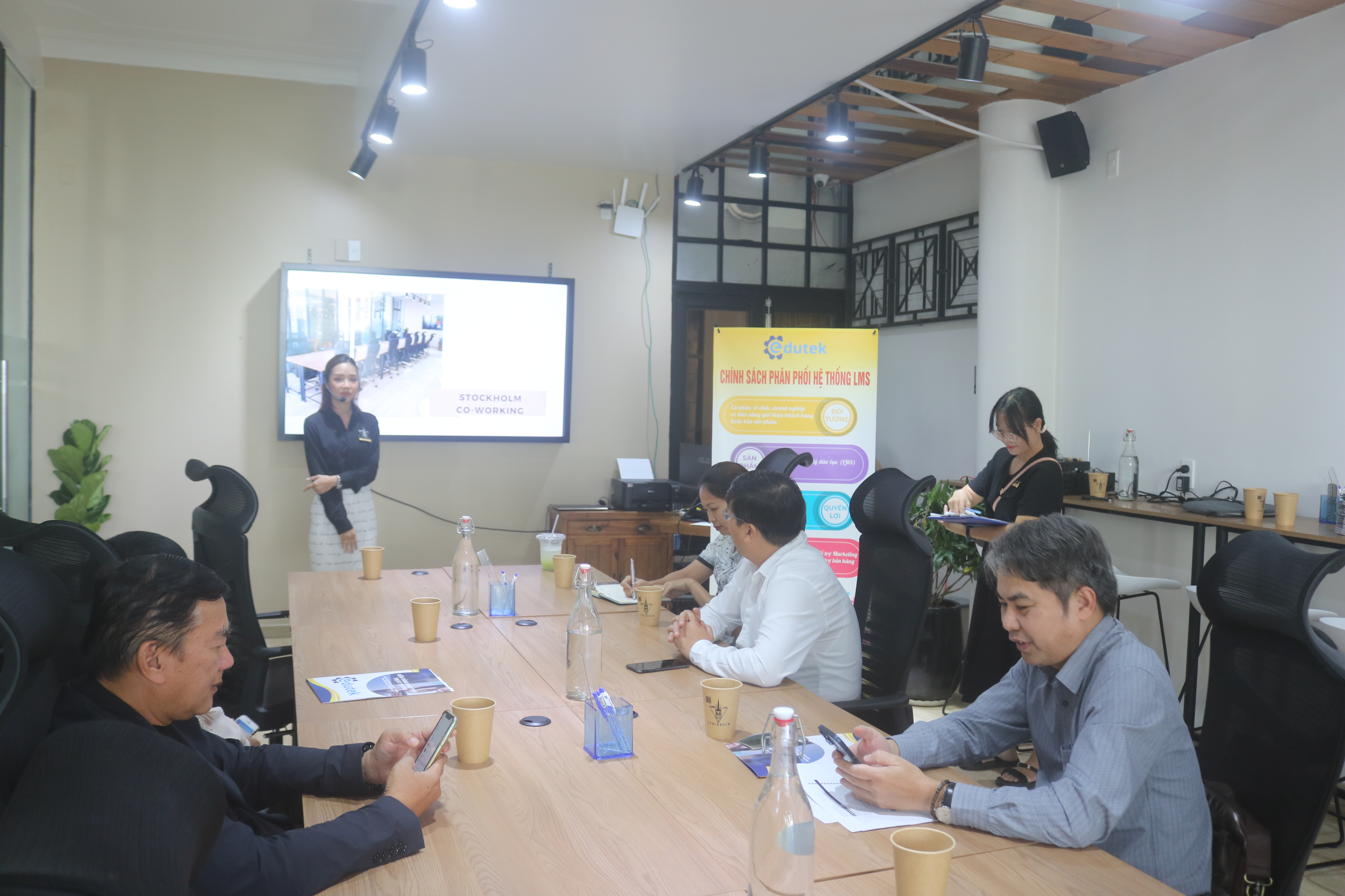 Ra mắt và tọa đàm về Stockholm Co - working Space & Bistro, Edutek