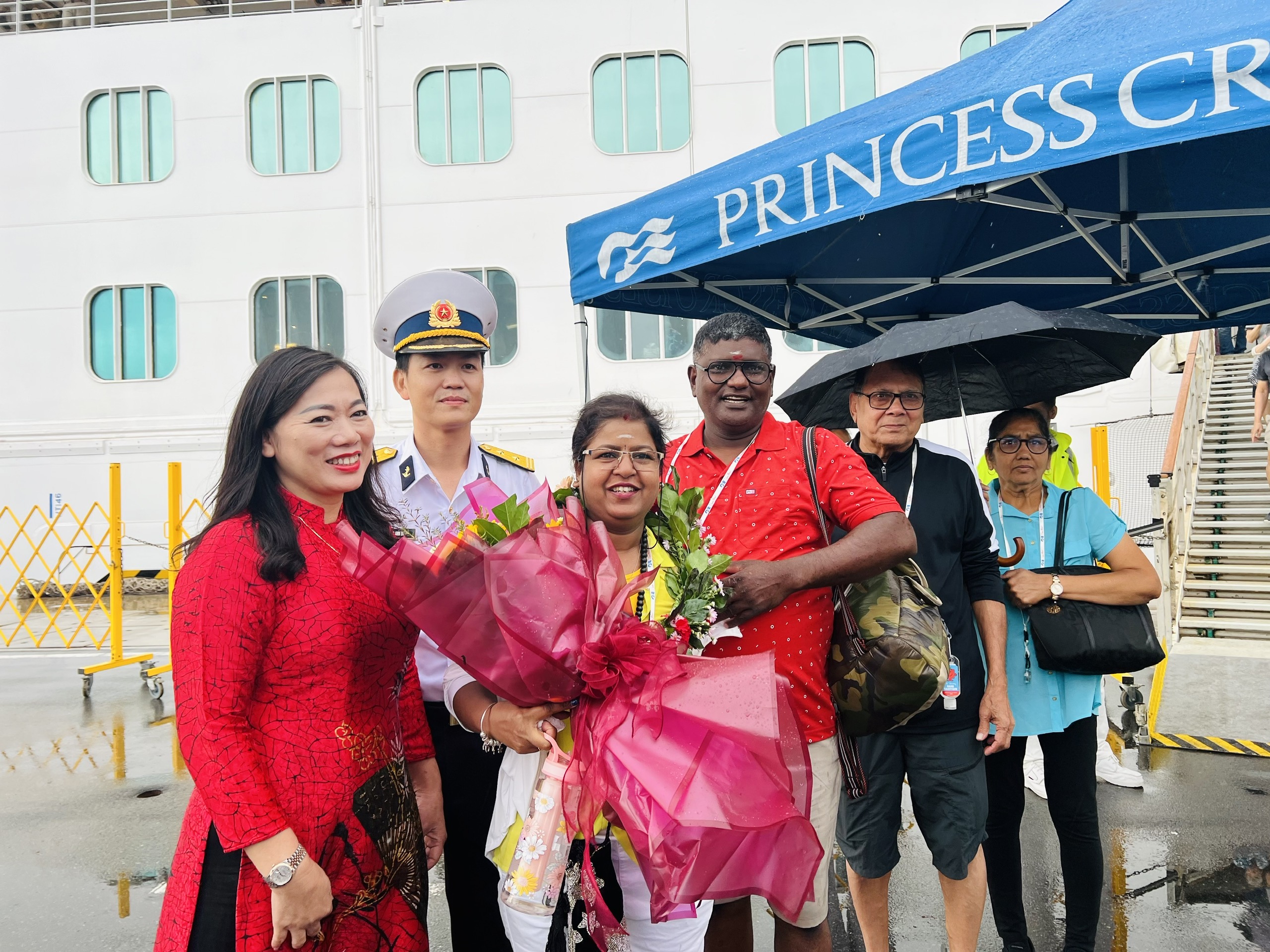 Cảng quốc tế Cam Ranh: Tín hiệu vui từ việc đón tàu Coral Princess  