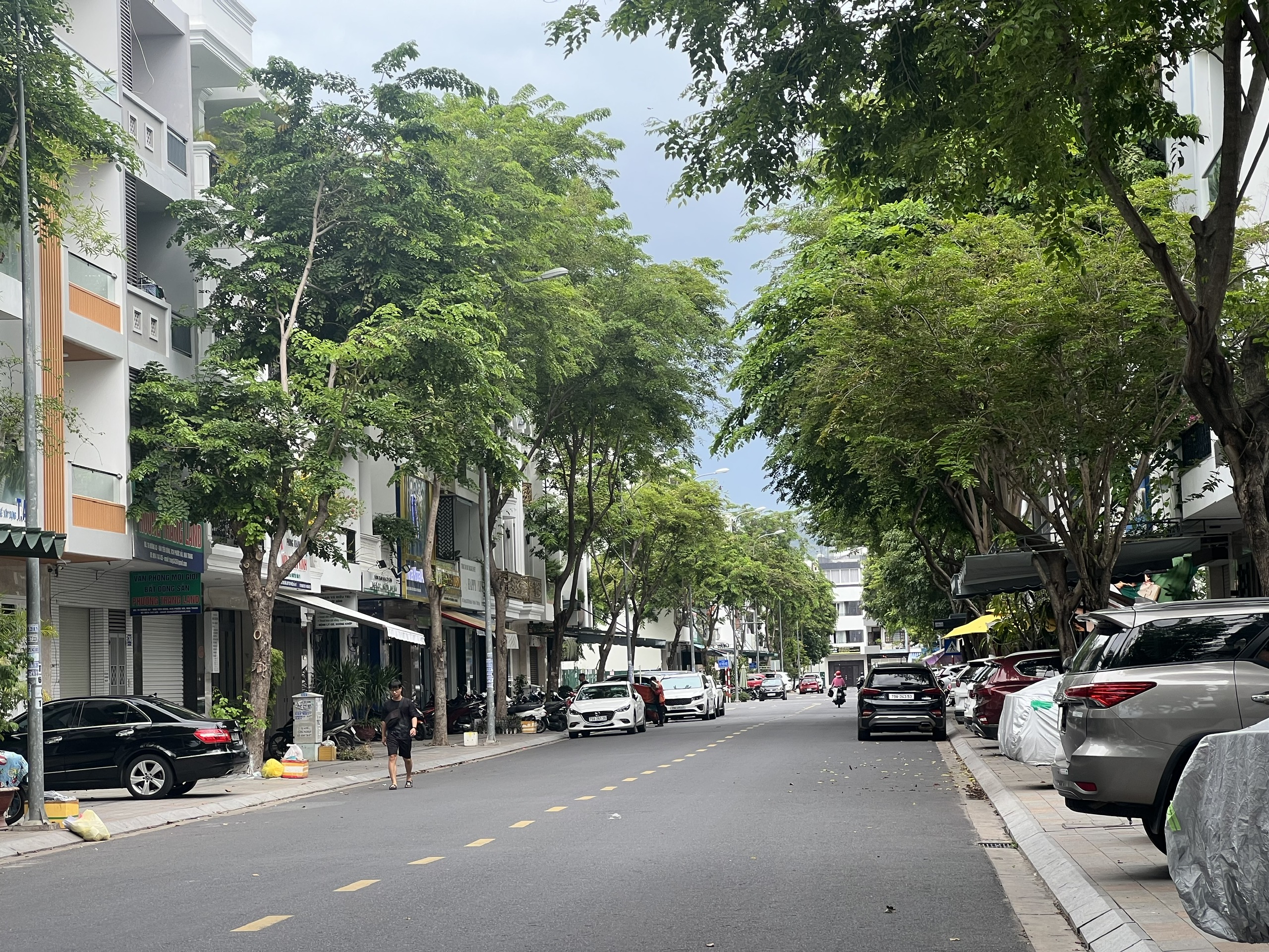 TP. Nha Trang: Cấm dừng, cấm đậu xe ô tô trên 16 chỗ ngồi tại một số tuyến đường trong Khu đô thị VCN Phước Hải