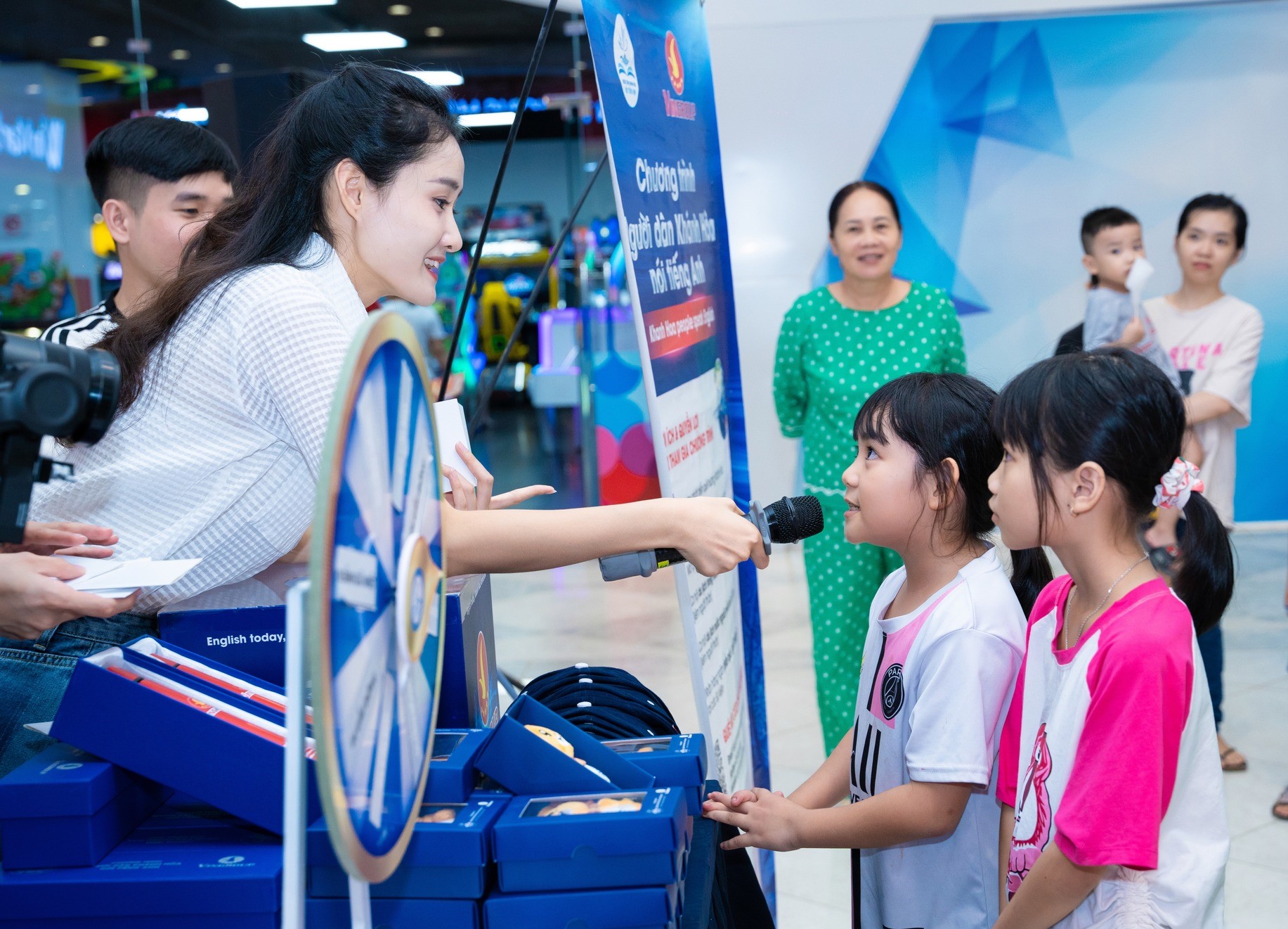 Chương trình Người dân Khánh Hòa nói tiếng Anh: Tiếp tục mở rộng và phát triển