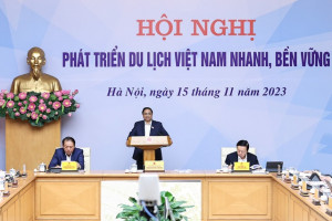 Thực hiện các giải pháp phát triển du lịch Việt Nam nhanh, bền vững