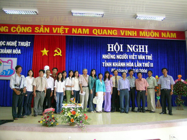 Nghĩ về nhà văn trẻ Khánh Hòa hiện nay