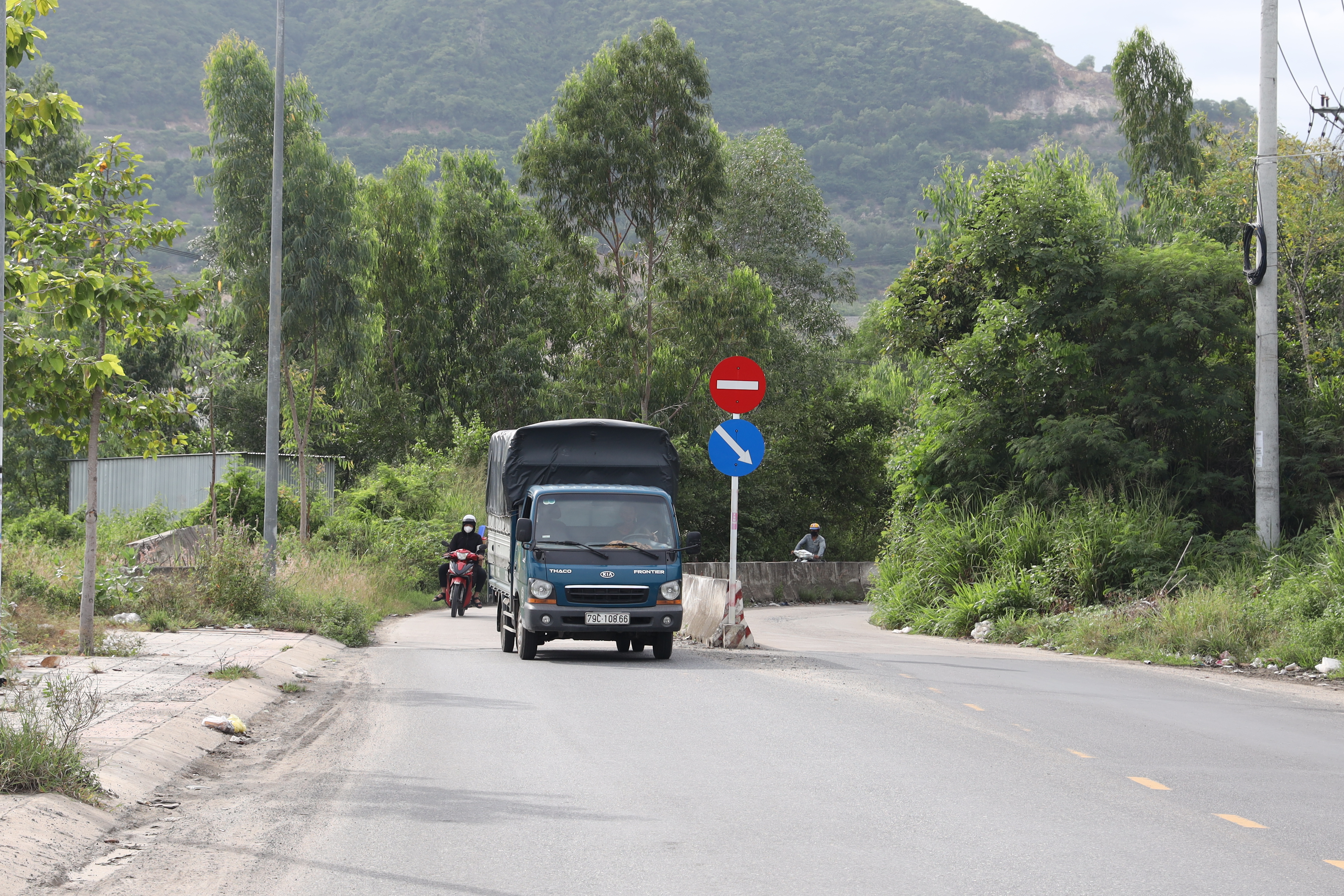 Nha Trang: Sớm nâng cấp, mở rộng đoạn cuối đường Phong Châu