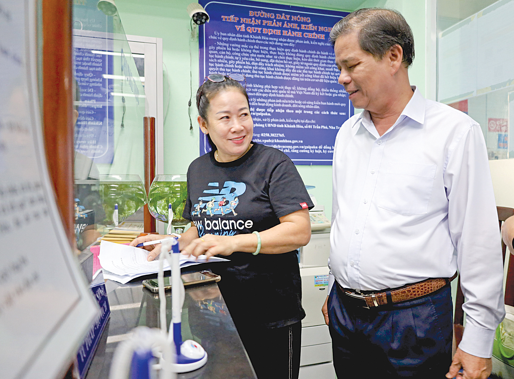 Ngày làm việc đầu tiên tại các xã, phường mới sáp nhập: Hoạt động nghiêm túc, ổn định