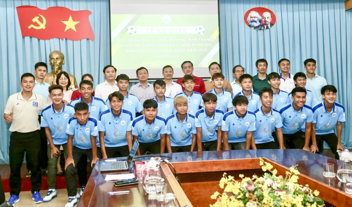 Đội bóng sinh viên Trường Đại học Nha Trang: Sẵn sàng chinh phục vòng chung kết toàn quốc