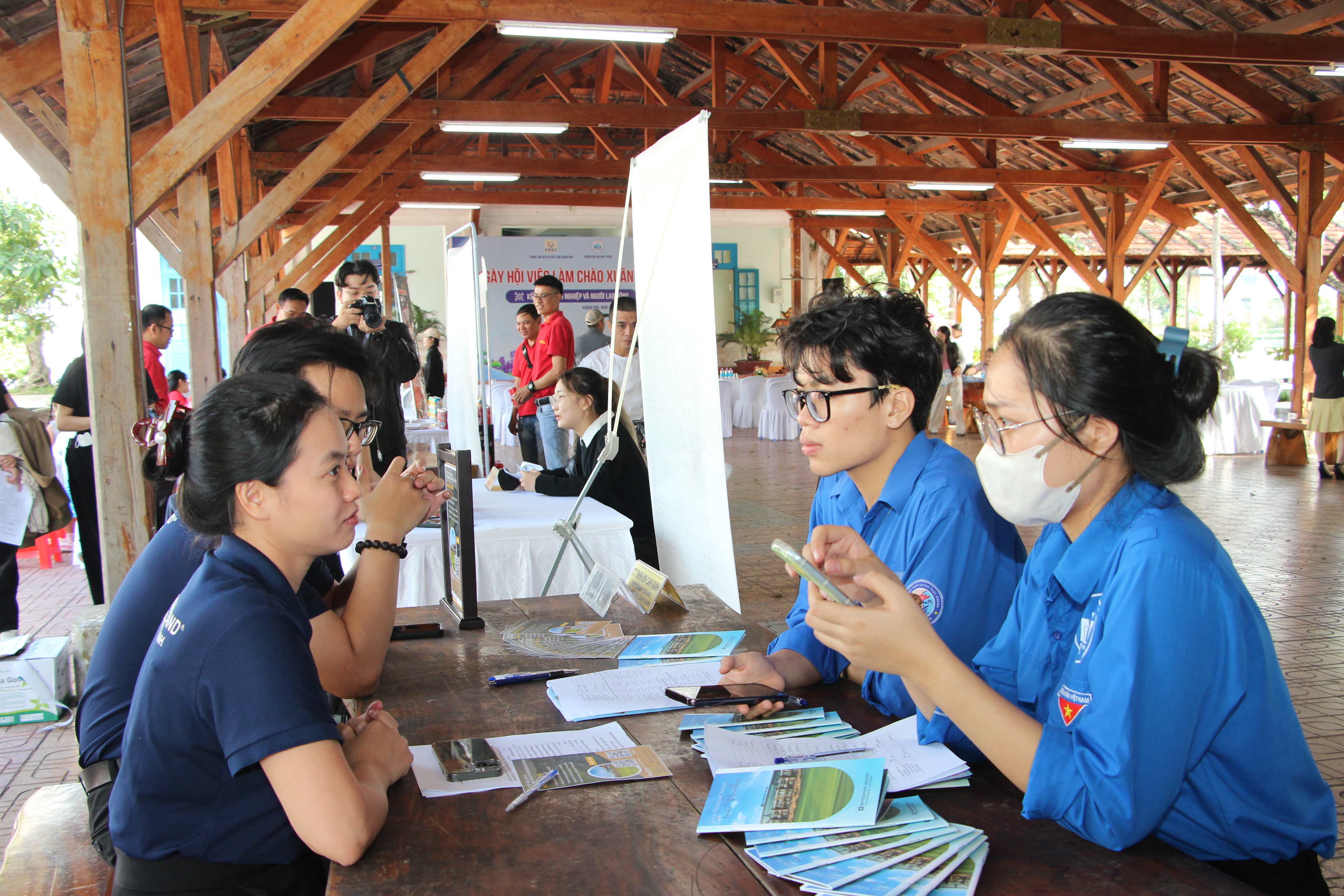 Doanh nghiệp vẫn “khát” lao động