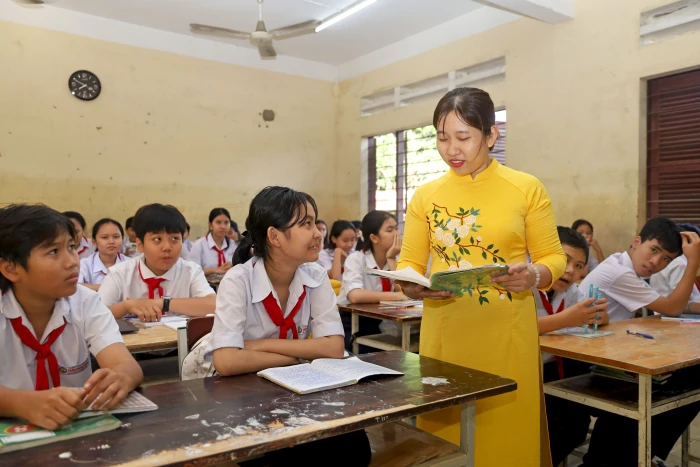 Ổn định nền nếp dạy và học sau lũ