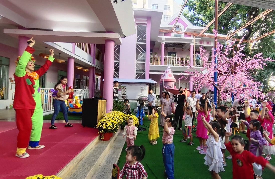 Trường Mầm non Tân Lập 1 (Nha Trang) tổ chức lễ hội Vui xuân Giáp Thìn 2024