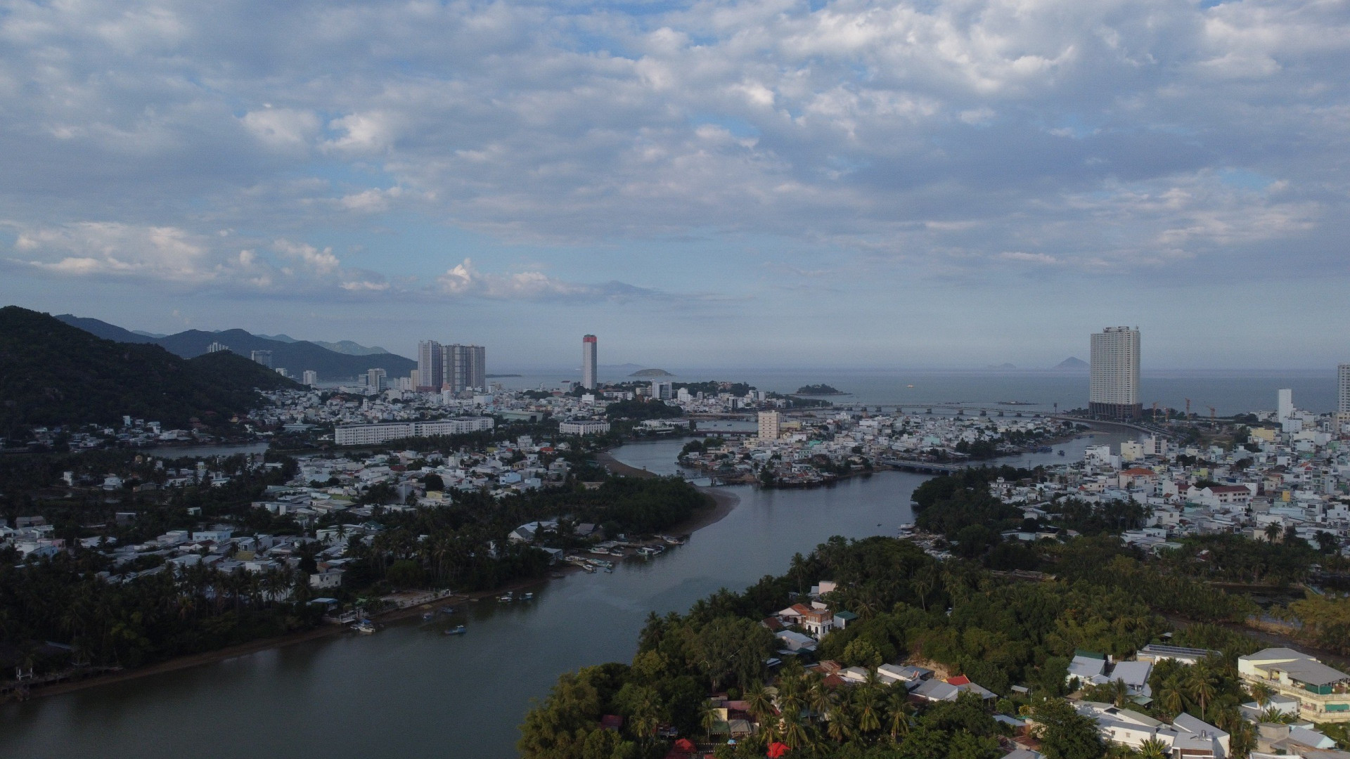 Hợp phần 2 Dự án CCSEP Nha Trang có vai trò quan trọng trong kết nối giao thông, thoát nước của TP. Nha Trang.