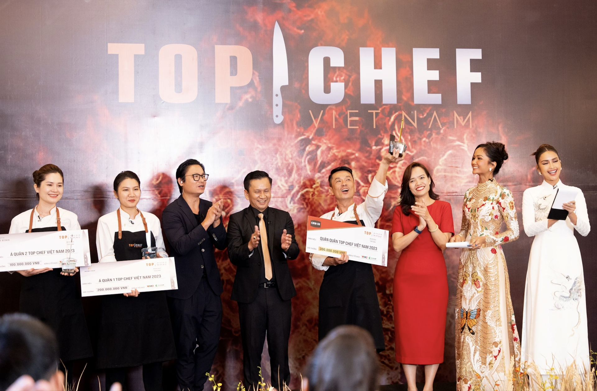 Đinh Sơn Trúc trở thành quán quân  Top Chef Vietnam 2023.