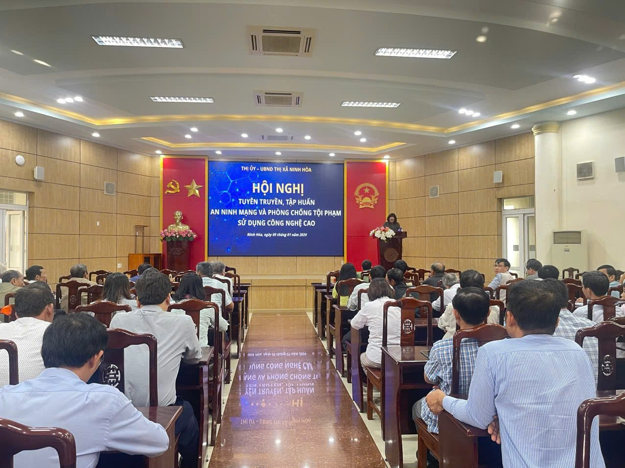 UBND thị xã Ninh Hòa:: Hội nghị tuyên truyền, tập huấn an ninh mạng và phòng chống tội phạm sử dụng công nghệ cao