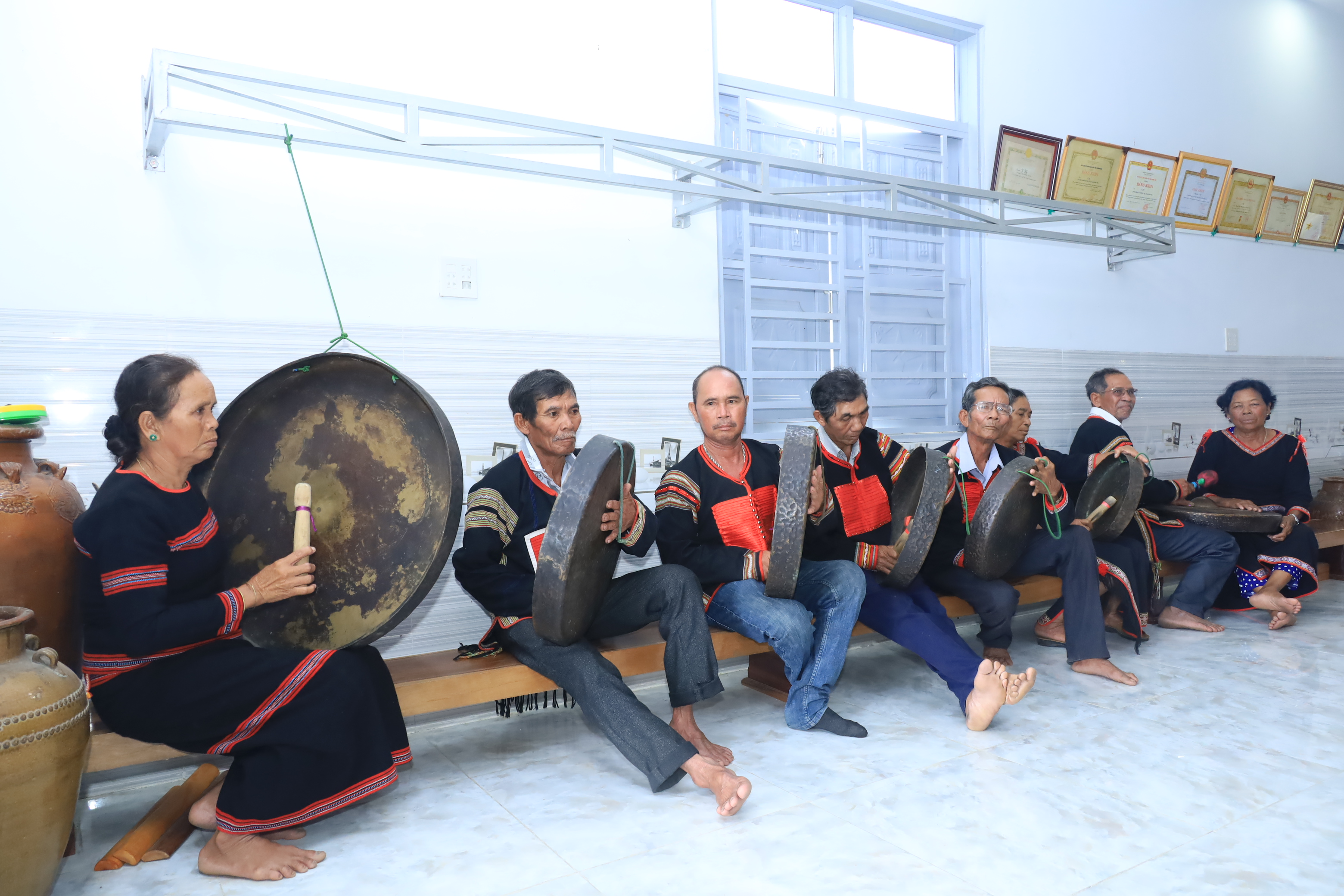 Vùng đồng bào dân tộc thiểu số: Từng bước phát huy bản sắc văn hóa