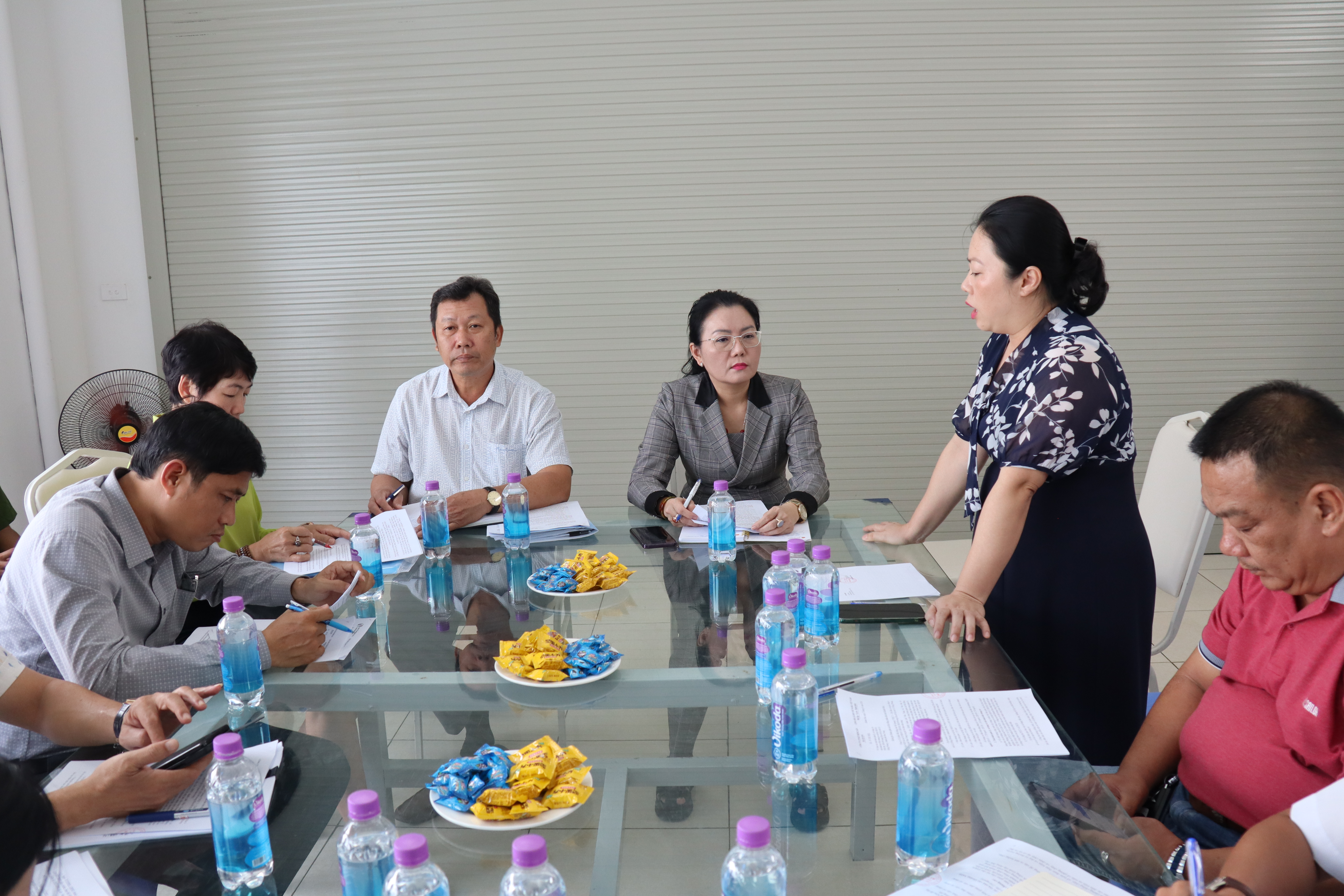 Đoàn giám sát của HĐND tỉnh Khánh Hòa khảo sát thực tế tại Chung cư xã hội HQS