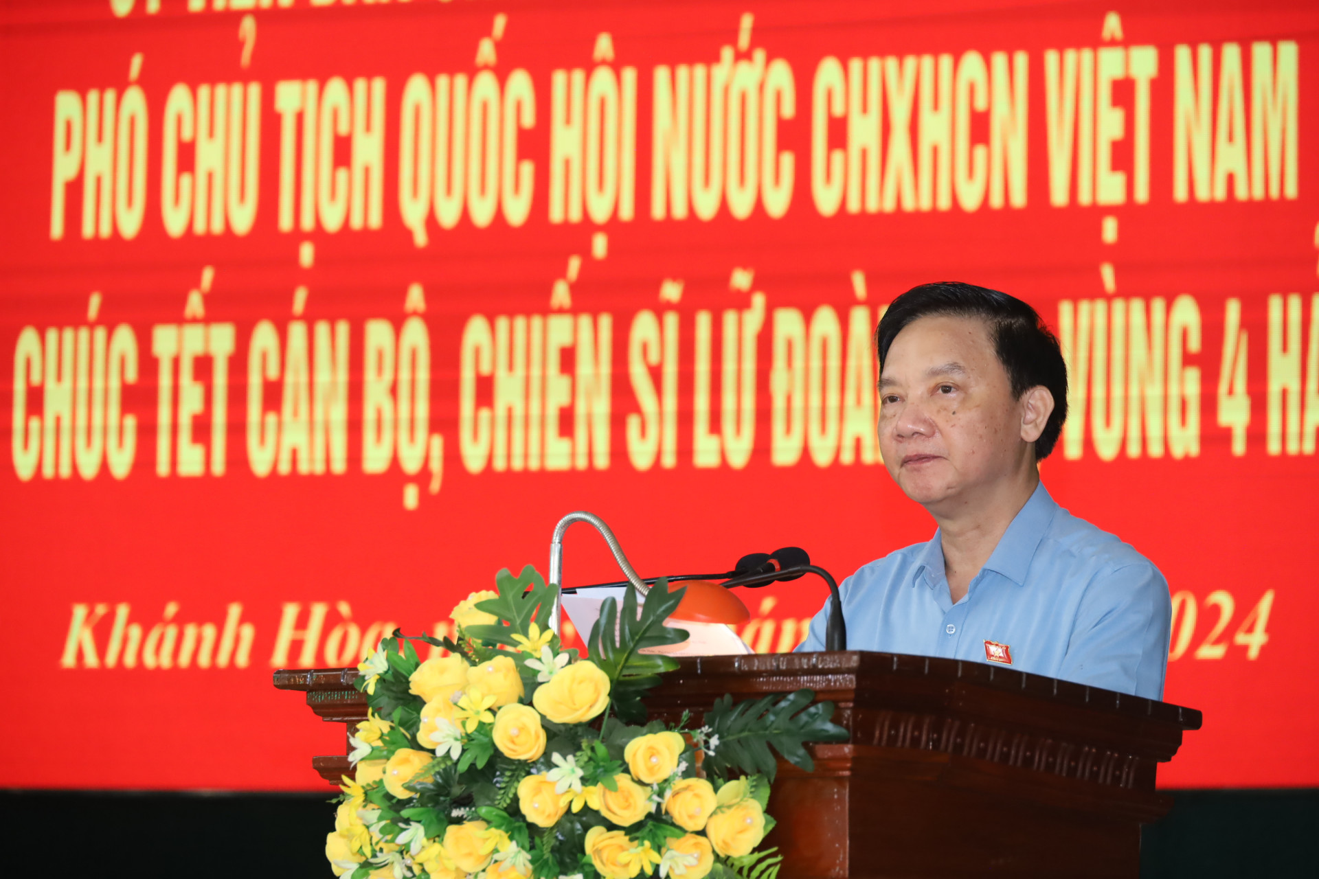 Đồng chí Nguyễn Khắc Định phát biểu tại buổi thăm, chúc Tết cán bộ, chiến sĩ Lữ đoàn 146.