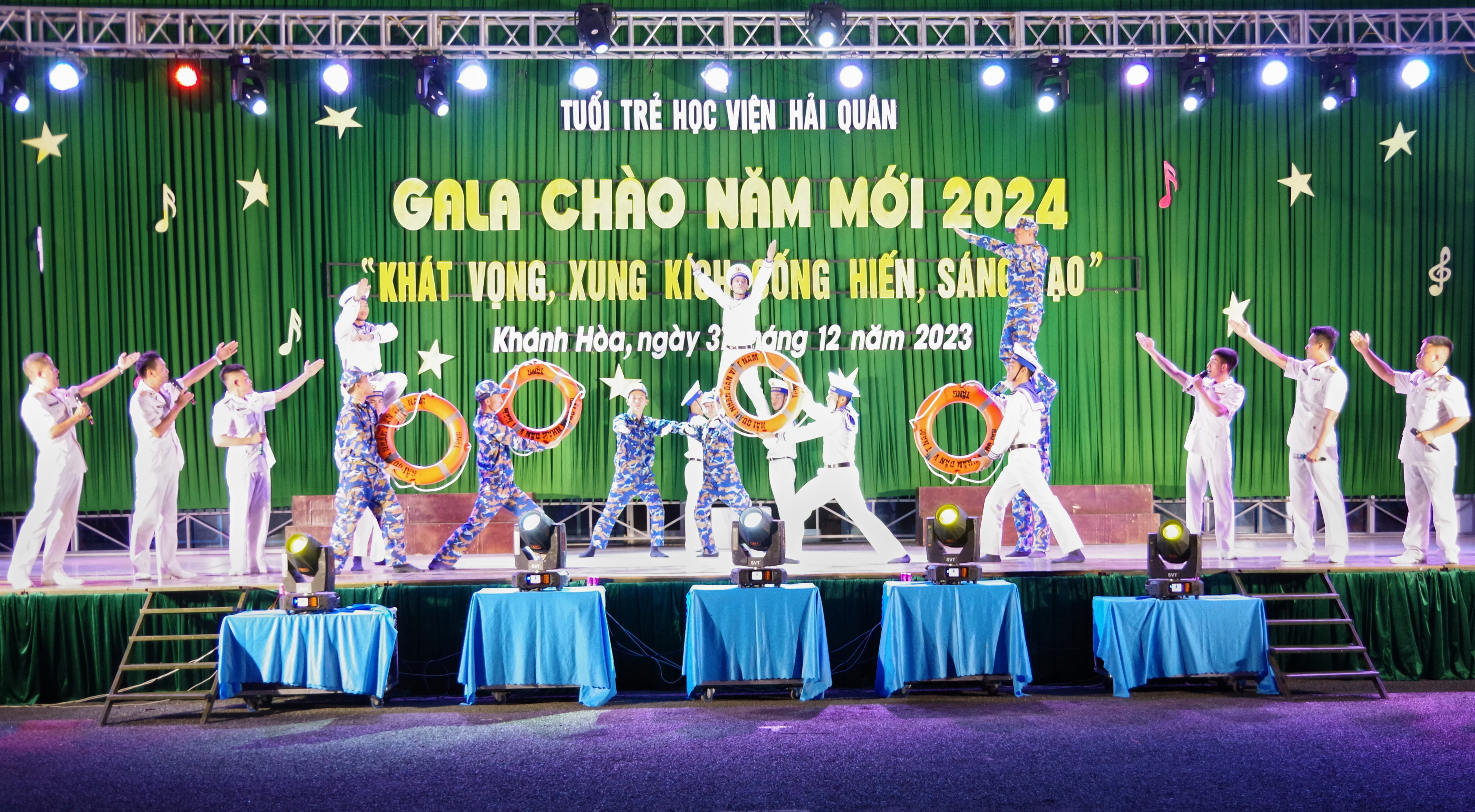 Các đơn vị quân đội tổ chức hoạt động chào năm mới 2024