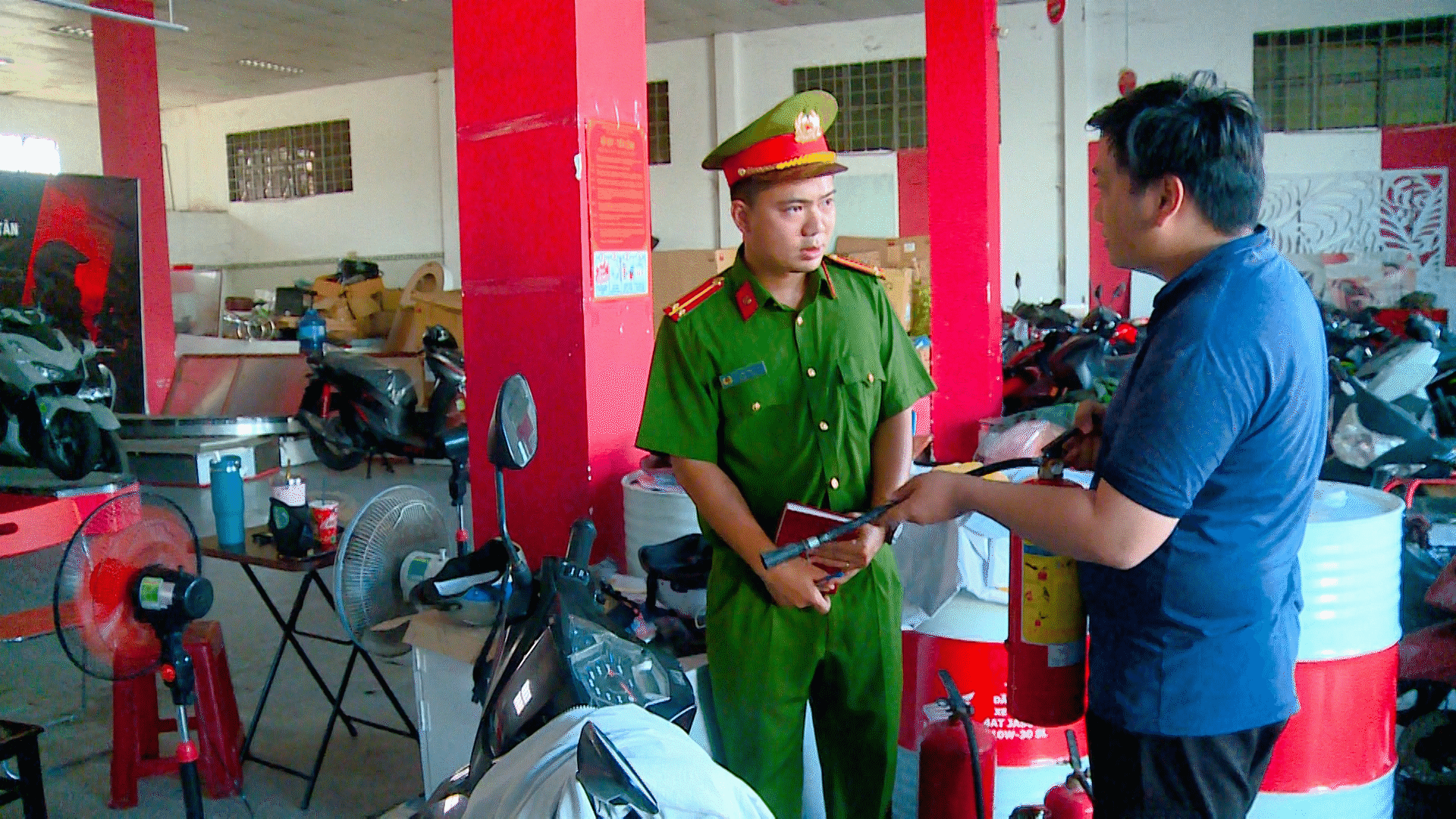 Nha Trang: Tăng cường phòng cháy tại kho hàng hóa trong khu dân cư