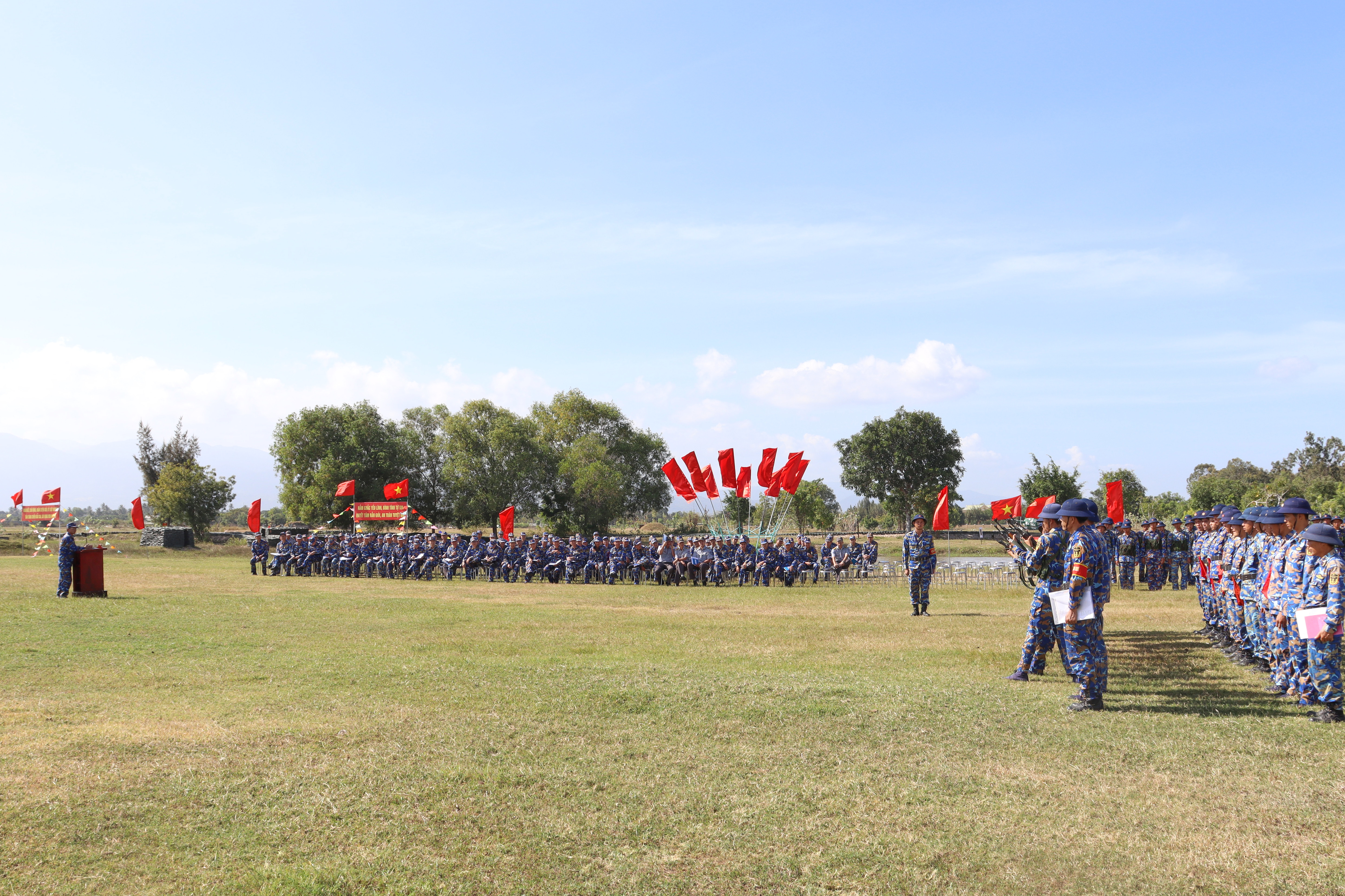 Vùng 4 Hải quân tập huấn tổ chức, phương pháp huấn luyện, bồi dưỡng kiểm tra "ba tiếng nổ"