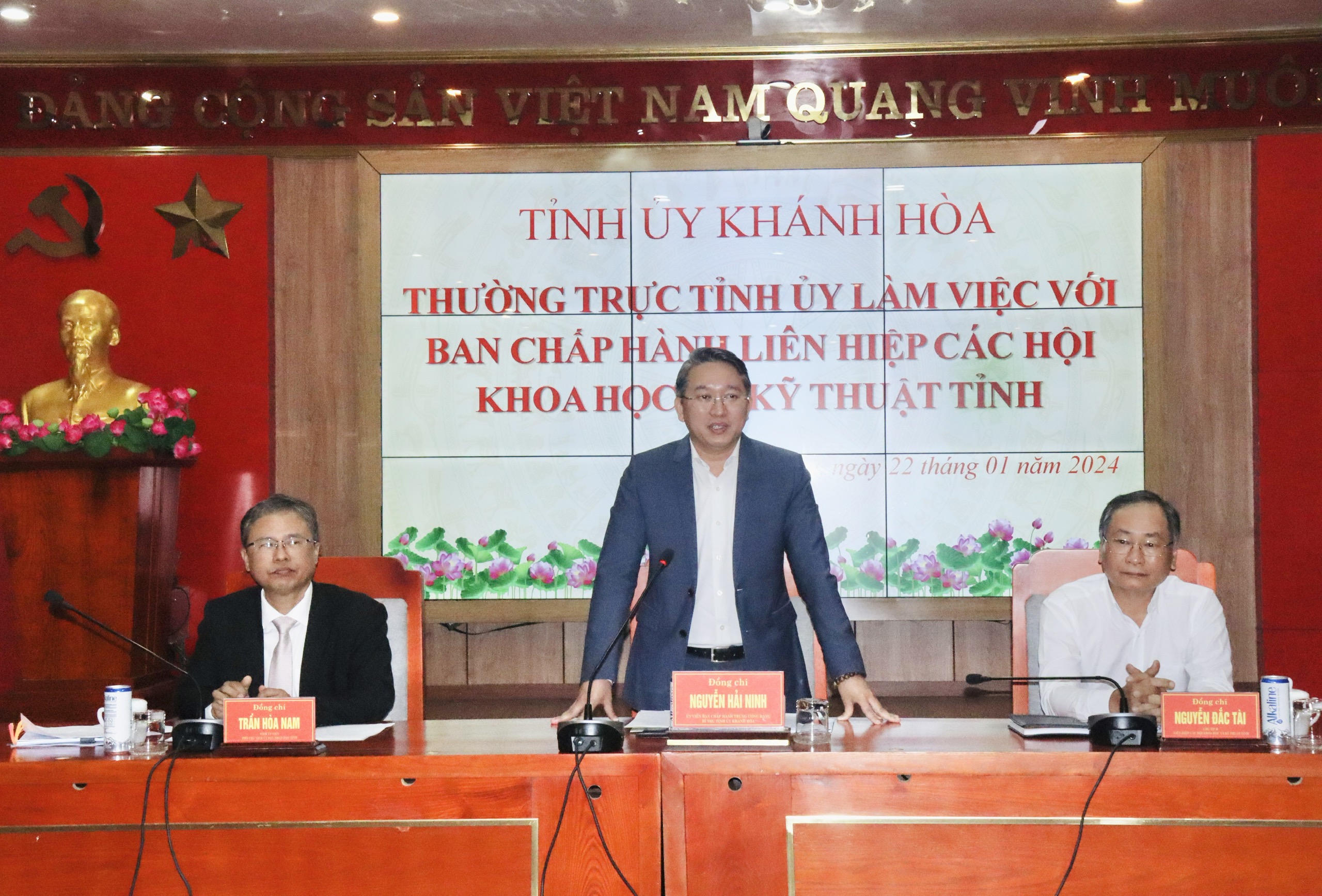 Bí thư Tỉnh ủy Nguyễn Hải Ninh làm việc với Liên hiệp các Hội Khoa học và Kỹ thuật tỉnh